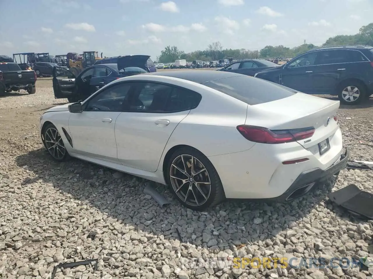 2 Photograph of a damaged car WBAGV8C06LBP48932 BMW M8 2020