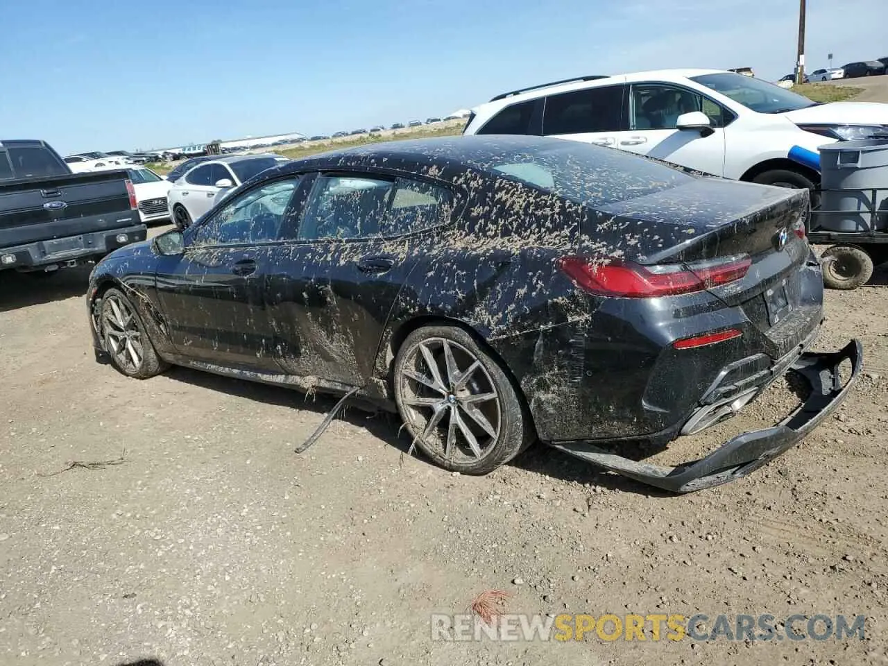 2 Photograph of a damaged car WBAGV8C09LCD82171 BMW M8 2020