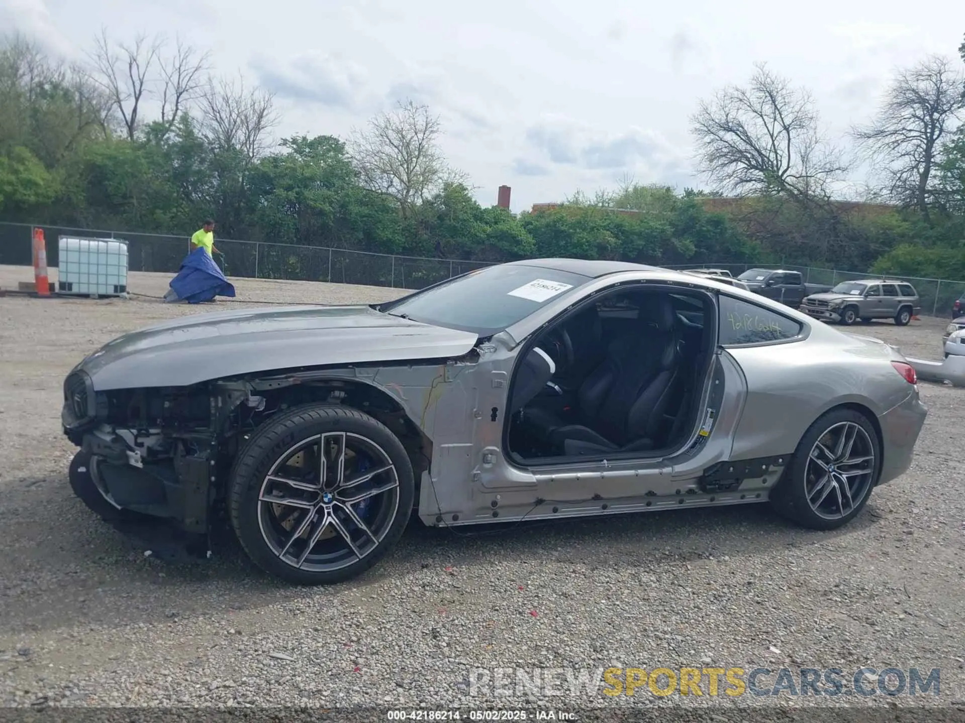15 Фотография поврежденного автомобиля WBSAE0C04LCD82226 BMW M8 2020