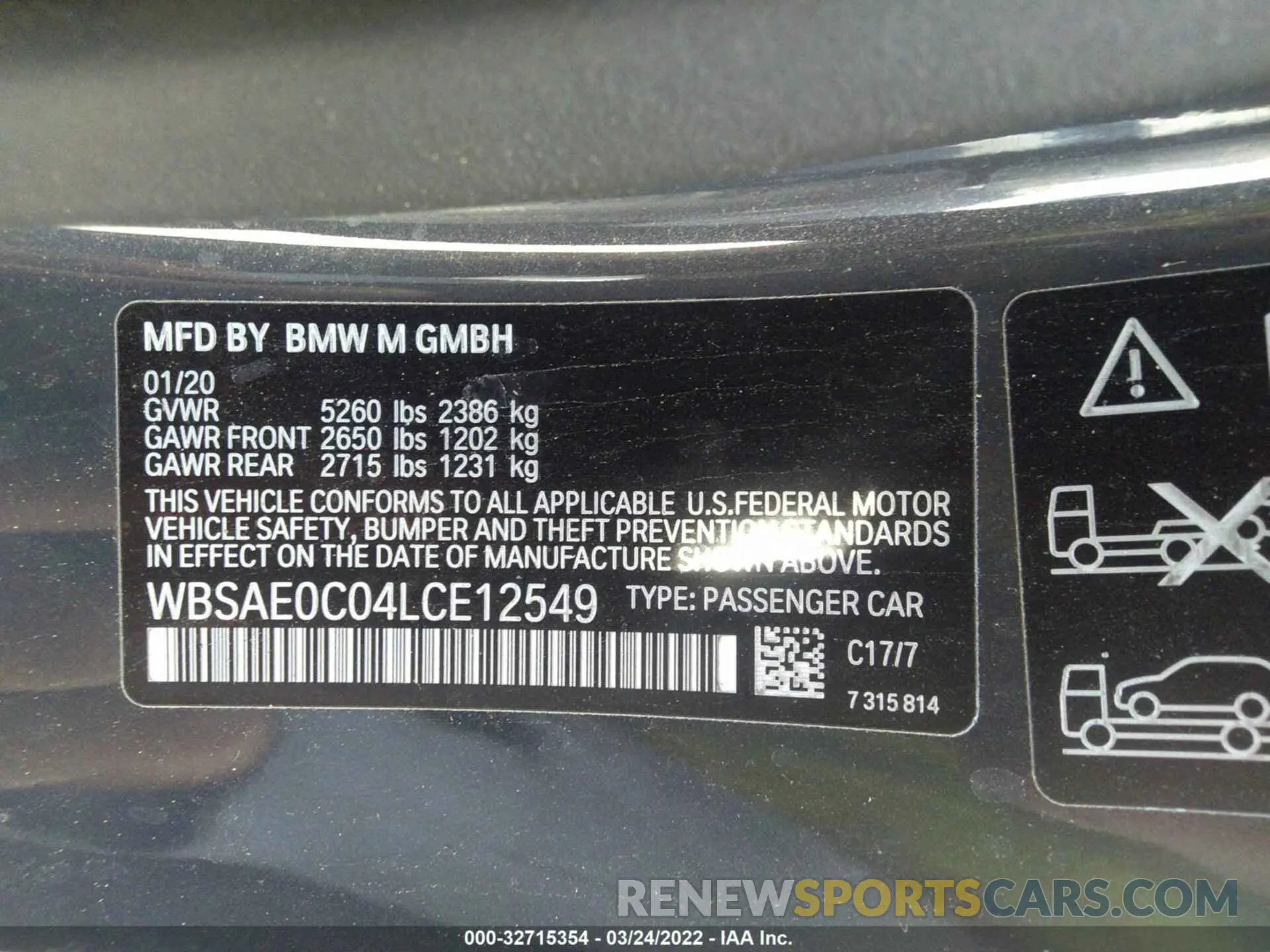 9 Photograph of a damaged car WBSAE0C04LCE12549 BMW M8 2020
