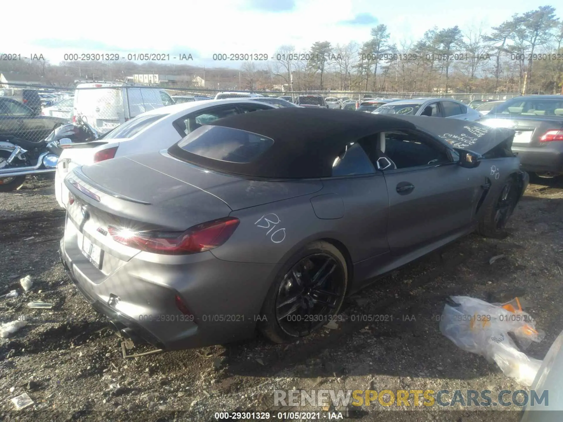 4 Photograph of a damaged car WBSDZ0C01LBM09404 BMW M8 2020