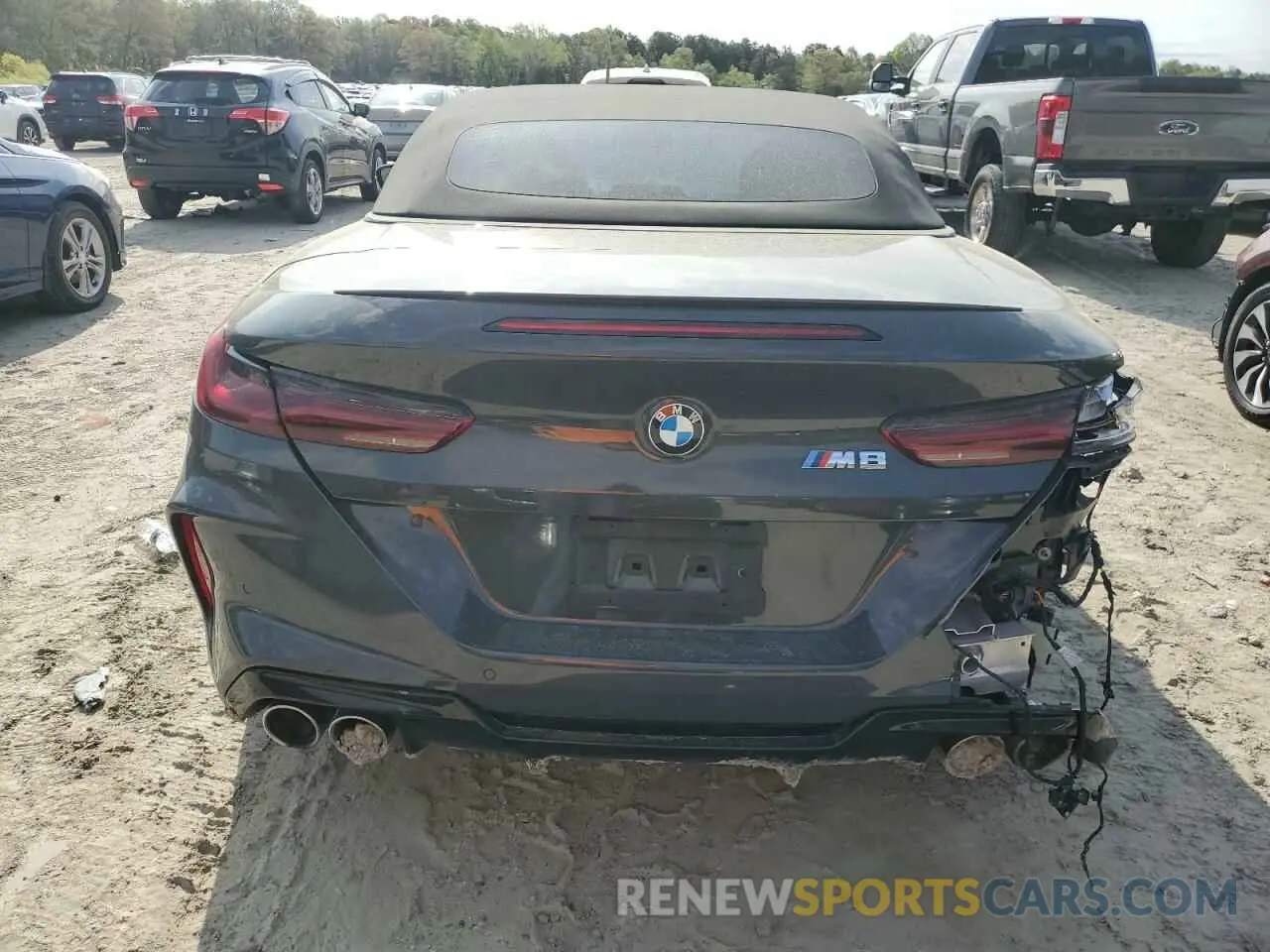 6 Photograph of a damaged car WBSDZ0C05LBM09549 BMW M8 2020