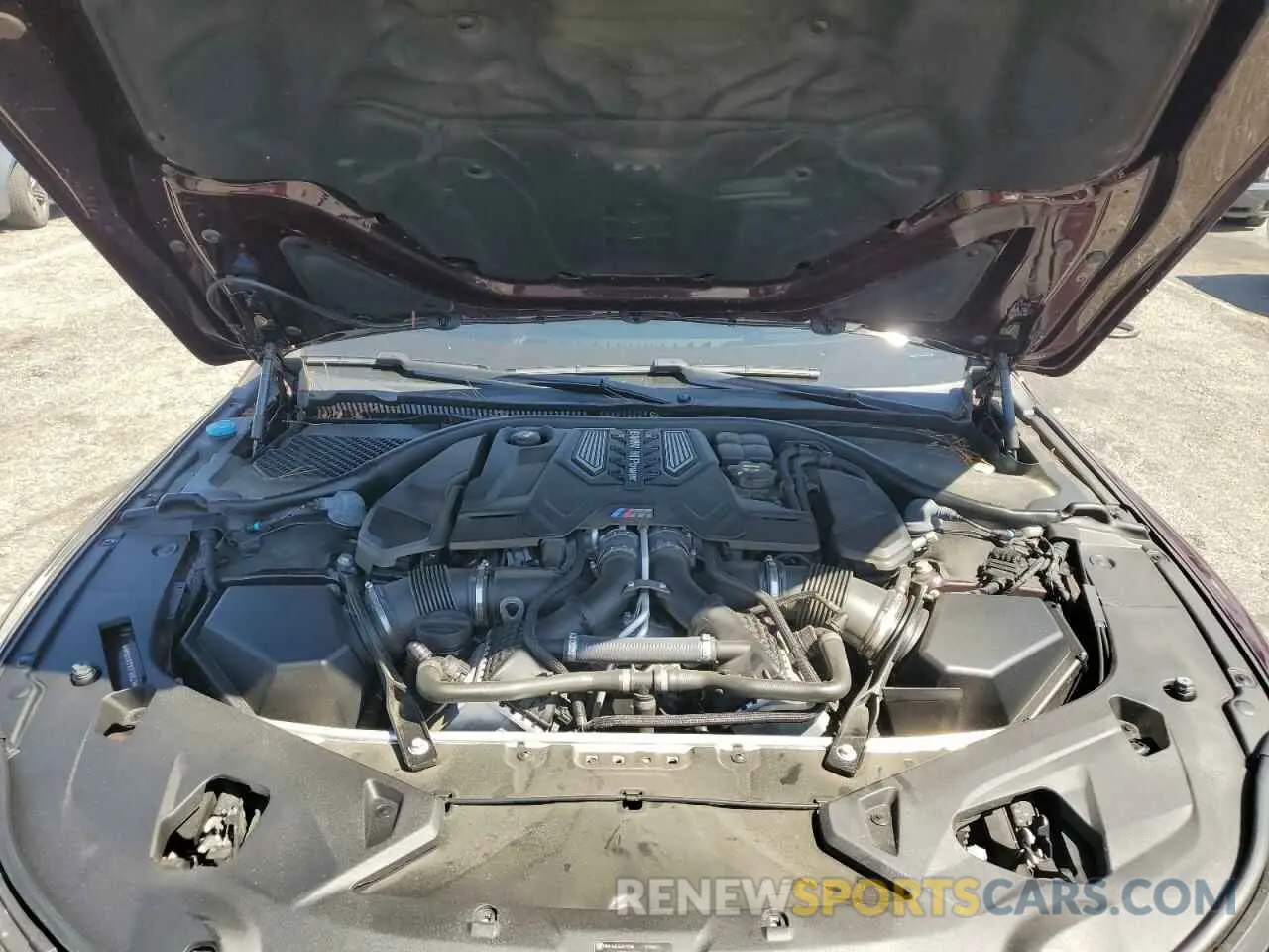 11 Photograph of a damaged car WBSGV0C01LBT81631 BMW M8 2020