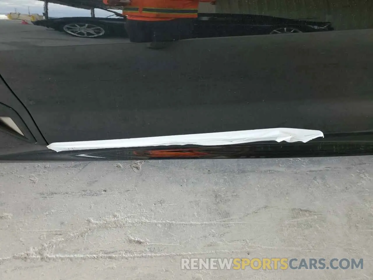 12 Photograph of a damaged car WBABC4C0XMCG35539 BMW M8 2021