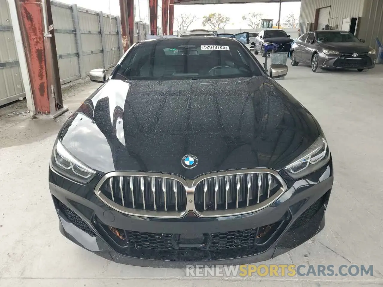 5 Photograph of a damaged car WBABC4C0XMCG35539 BMW M8 2021
