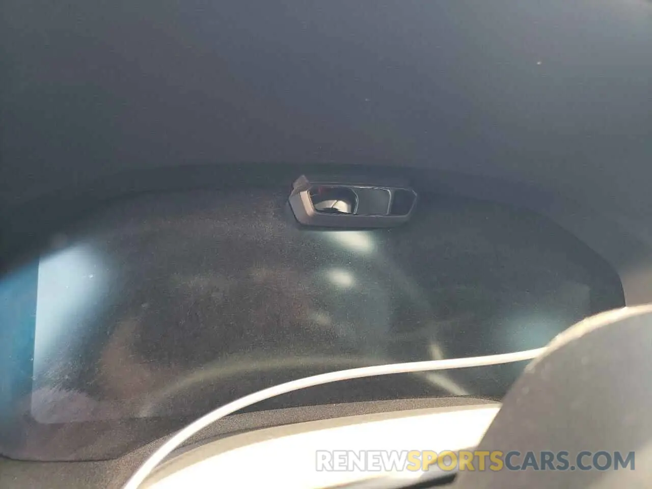 9 Photograph of a damaged car WBSGV0C01MCF26925 BMW M8 2021