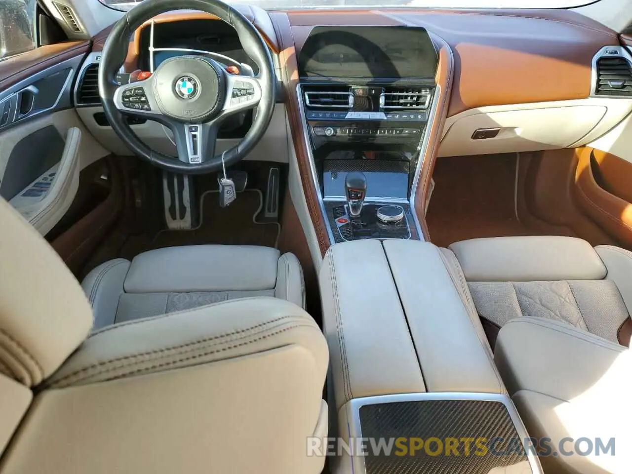 8 Фотография поврежденного автомобиля WBSGV0C06MCF55045 BMW M8 2021