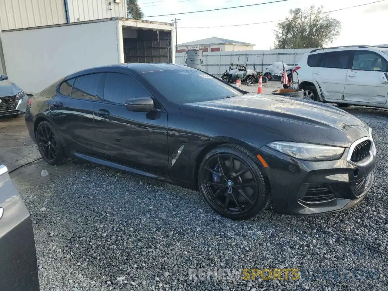 4 Фотография поврежденного автомобиля WBAGV8C02PCK67527 BMW M8 2023