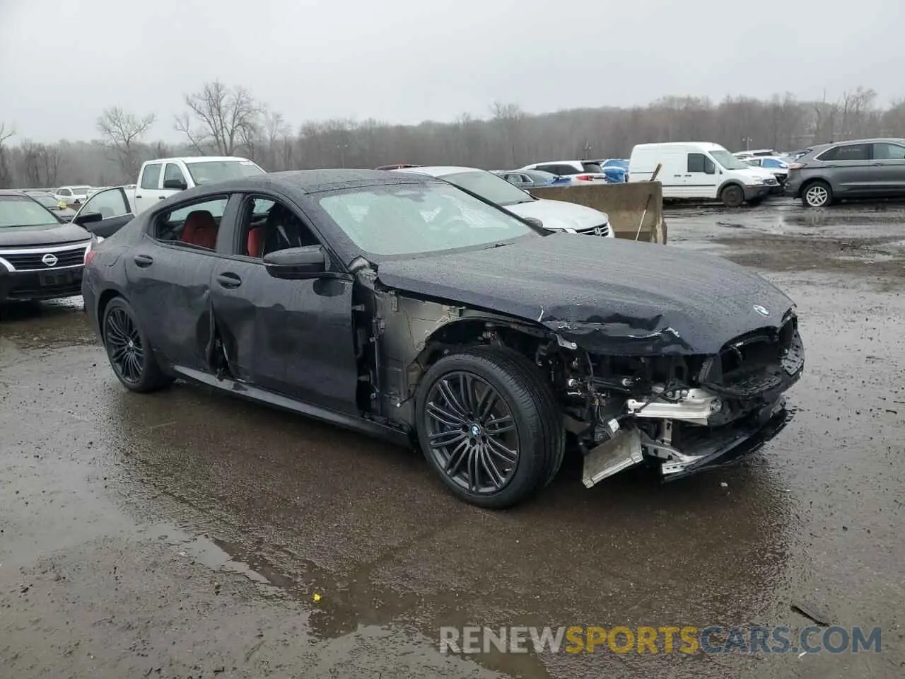 4 Фотография поврежденного автомобиля WBAGV8C0XPCK94037 BMW M8 2023