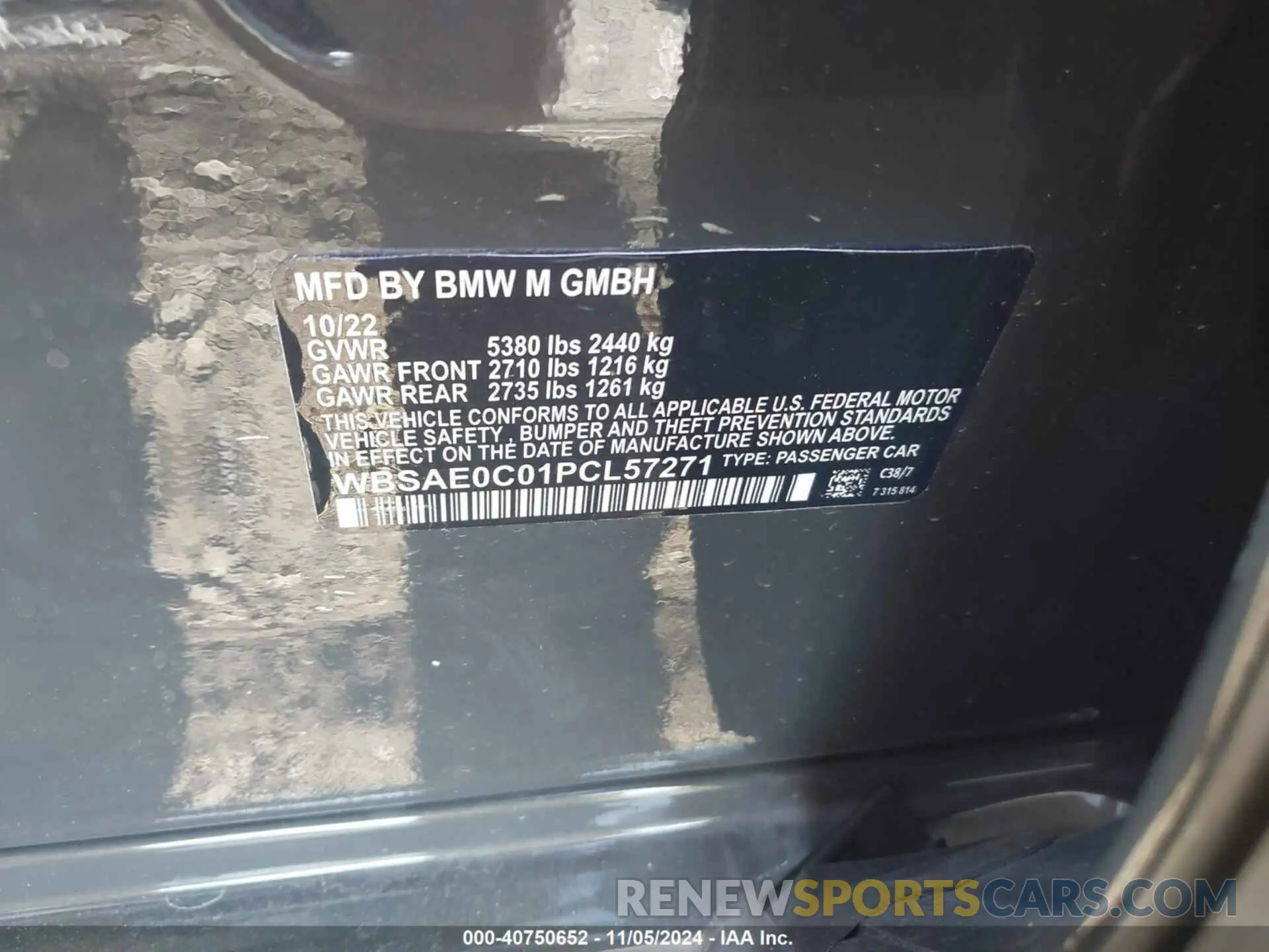 9 Photograph of a damaged car WBSAE0C01PCL57271 BMW M8 2023