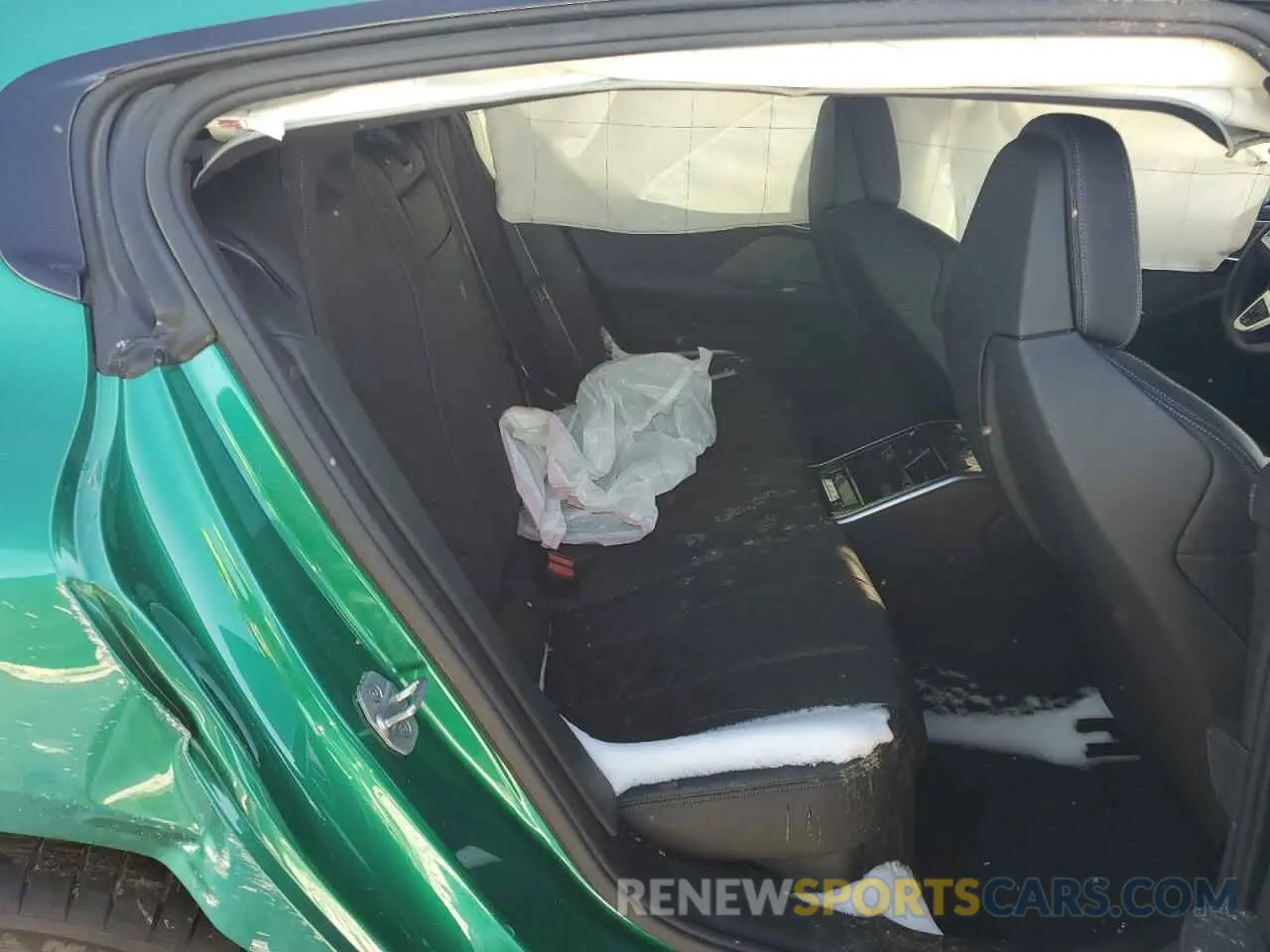 10 Photograph of a damaged car WBSGV0C04PCL02985 BMW M8 2023