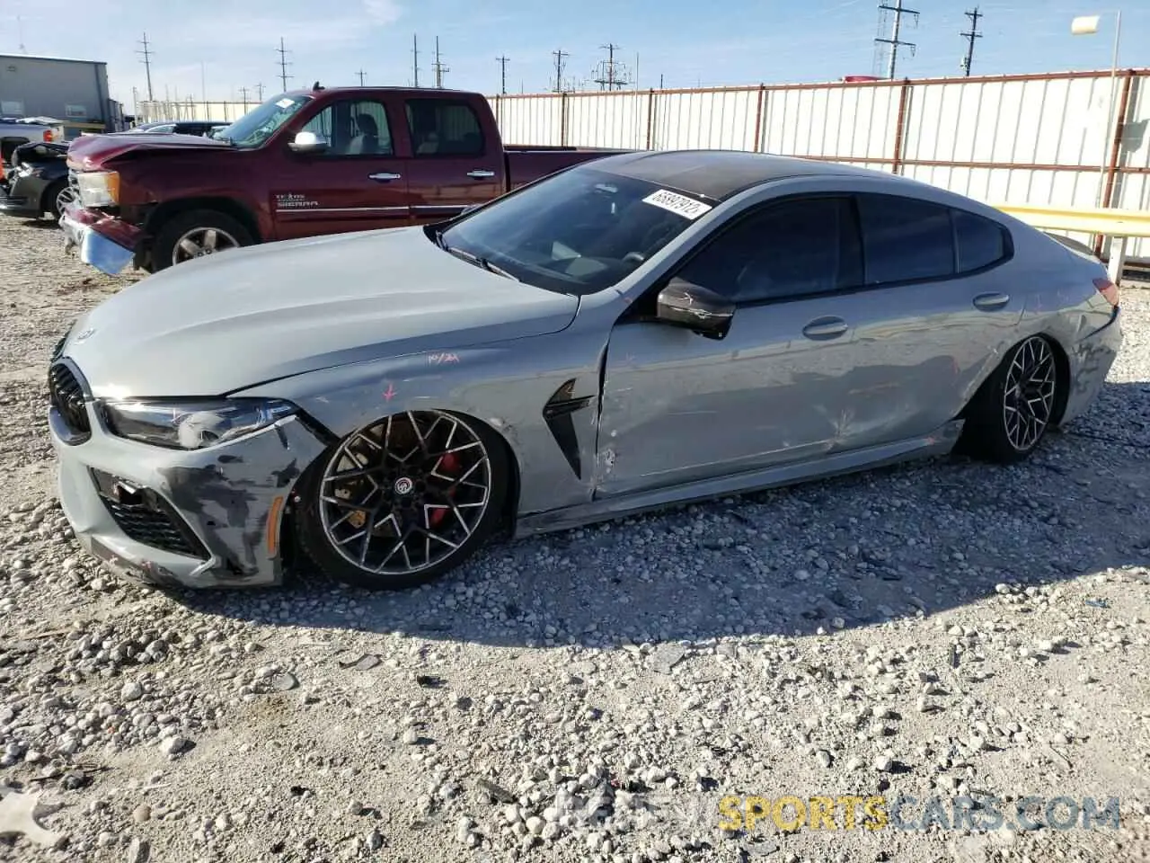 1 Фотография поврежденного автомобиля WBSGV0C0XPCL03073 BMW M8 2023