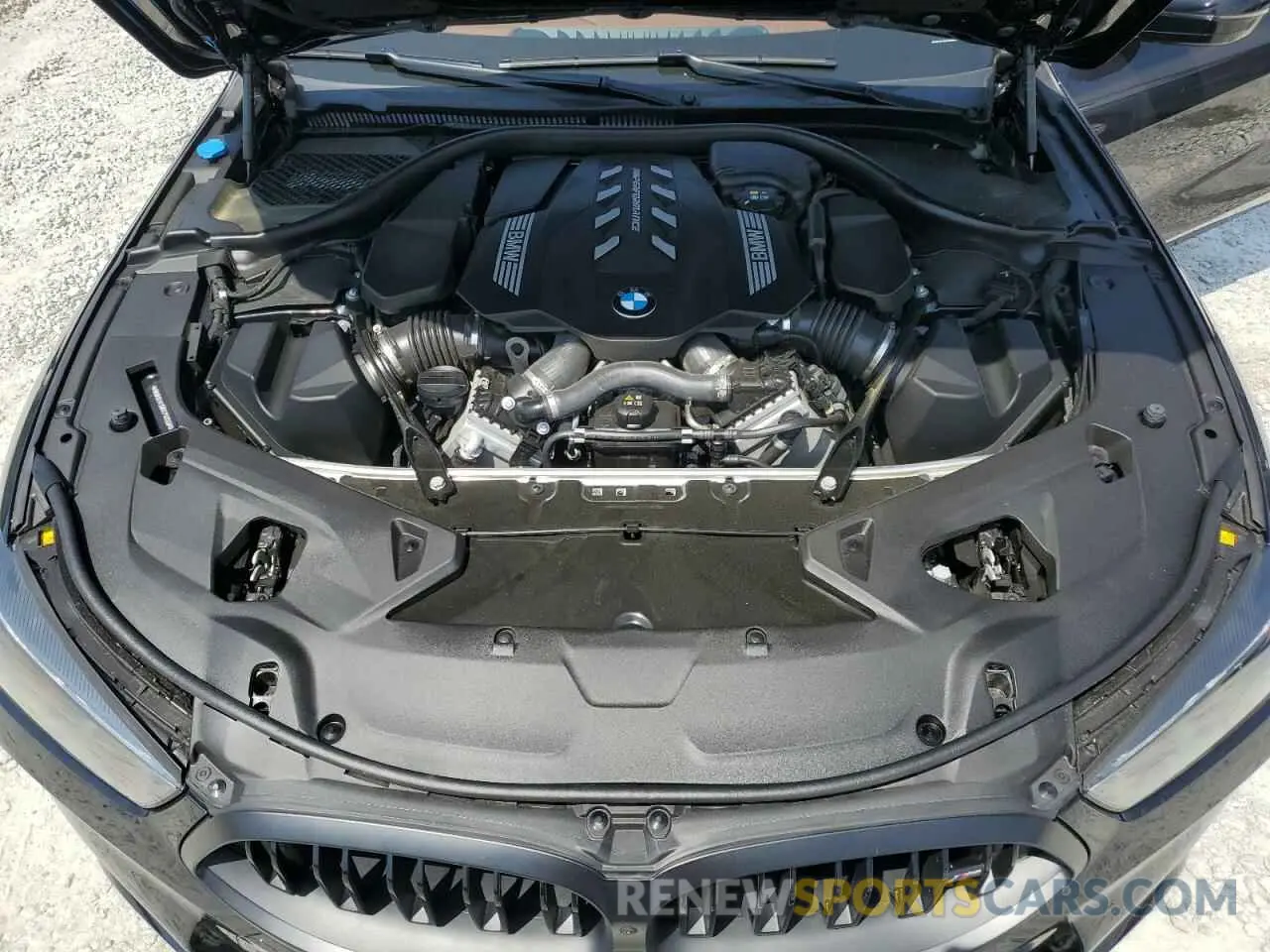 11 Фотография поврежденного автомобиля WBABC4C07RCP90022 BMW M8 2024