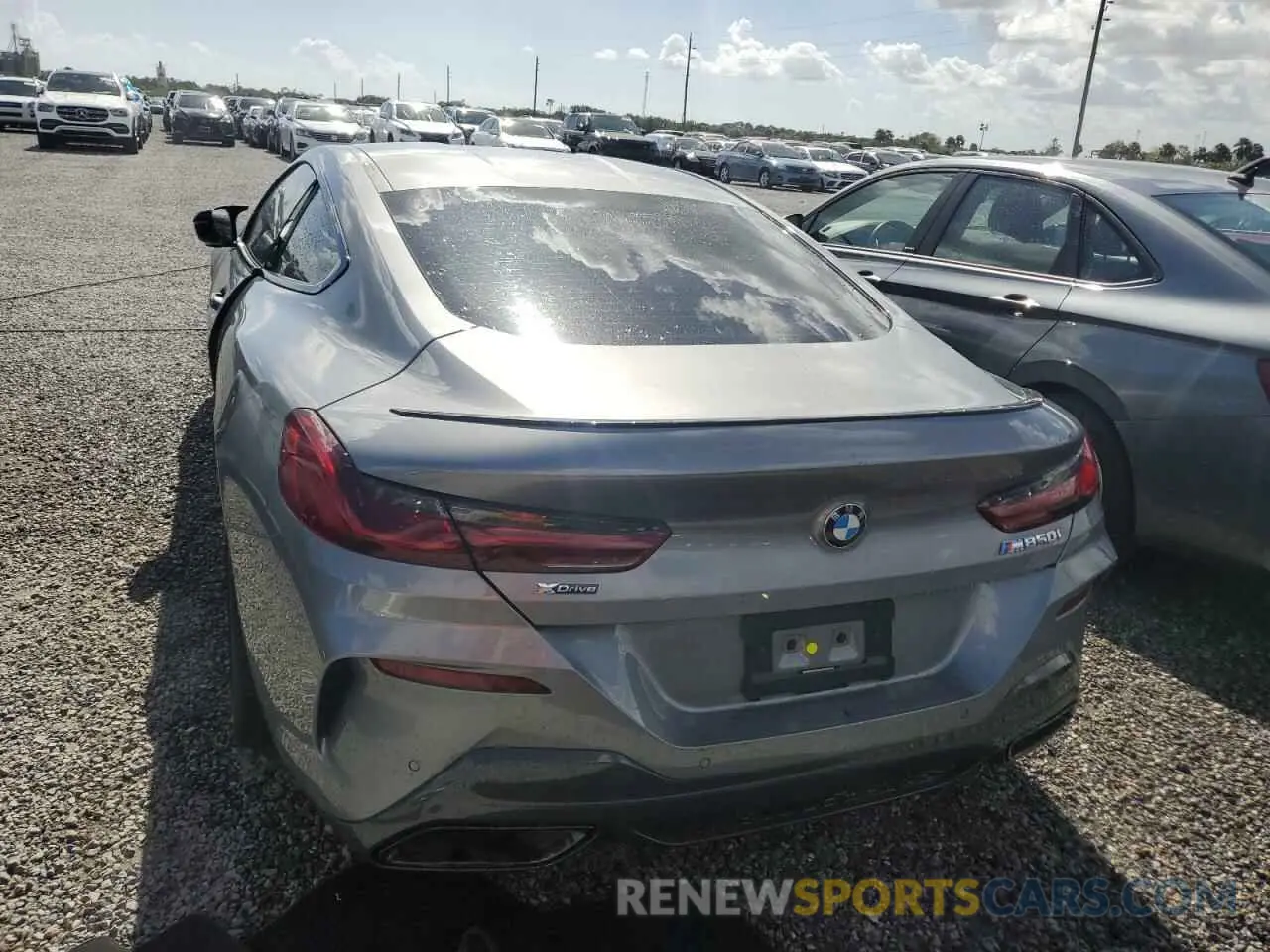 6 Photograph of a damaged car WBABC4C0XRCN56084 BMW M8 2024