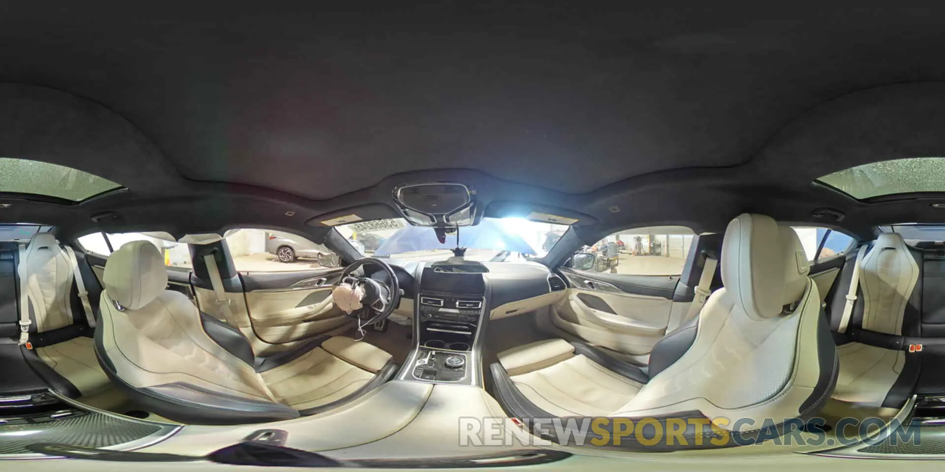 15 Фотография поврежденного автомобиля WBAGV8C07RCP90030 BMW M8 2024