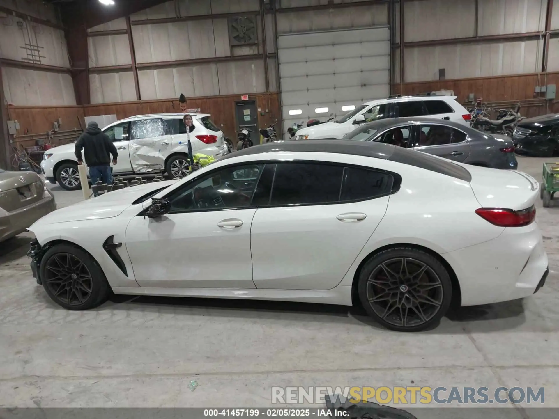 14 Фотография поврежденного автомобиля WBSGV0C06LCE47698 BMW M8 GRAN COUPE 2020