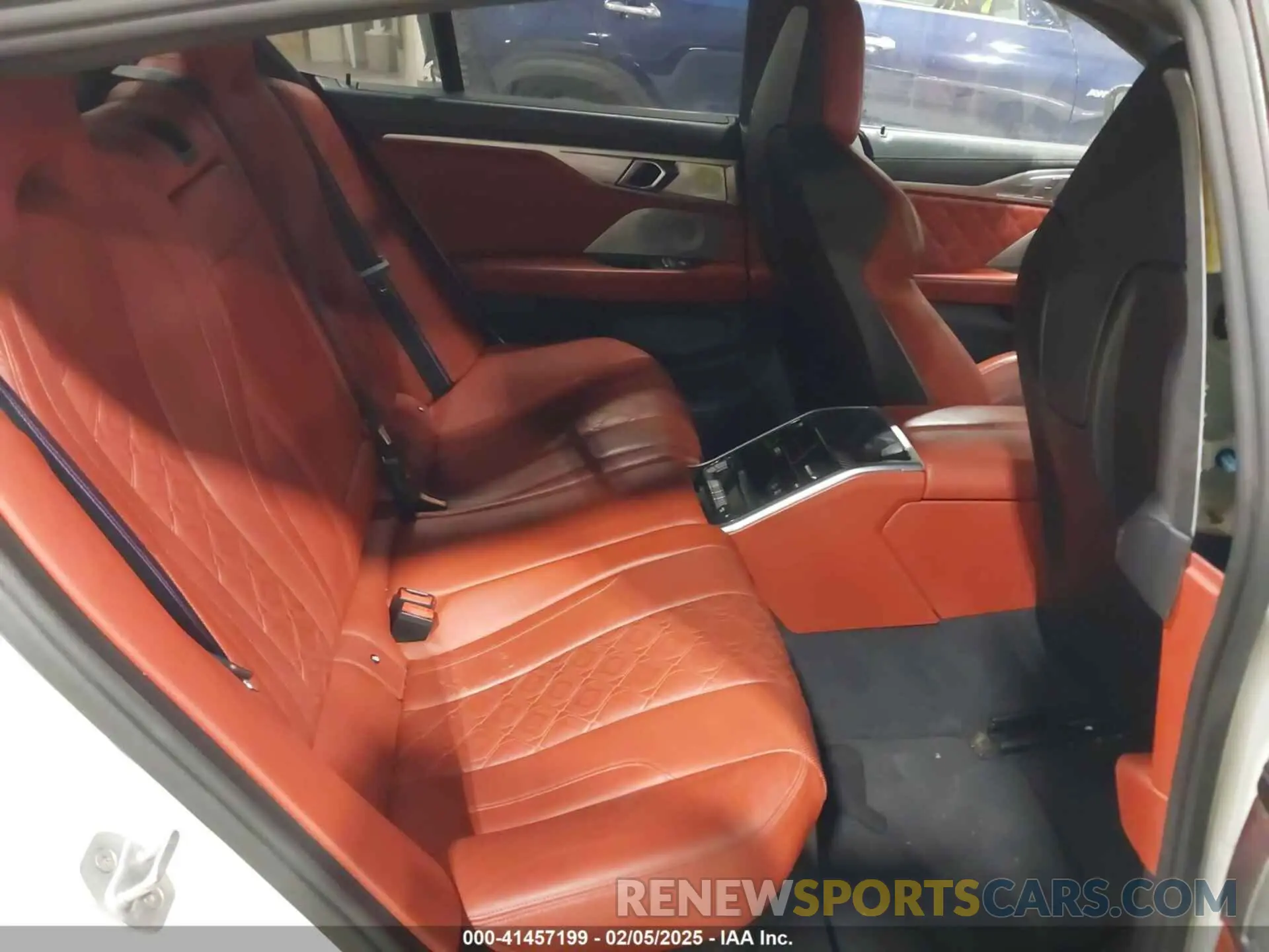 8 Фотография поврежденного автомобиля WBSGV0C06LCE47698 BMW M8 GRAN COUPE 2020
