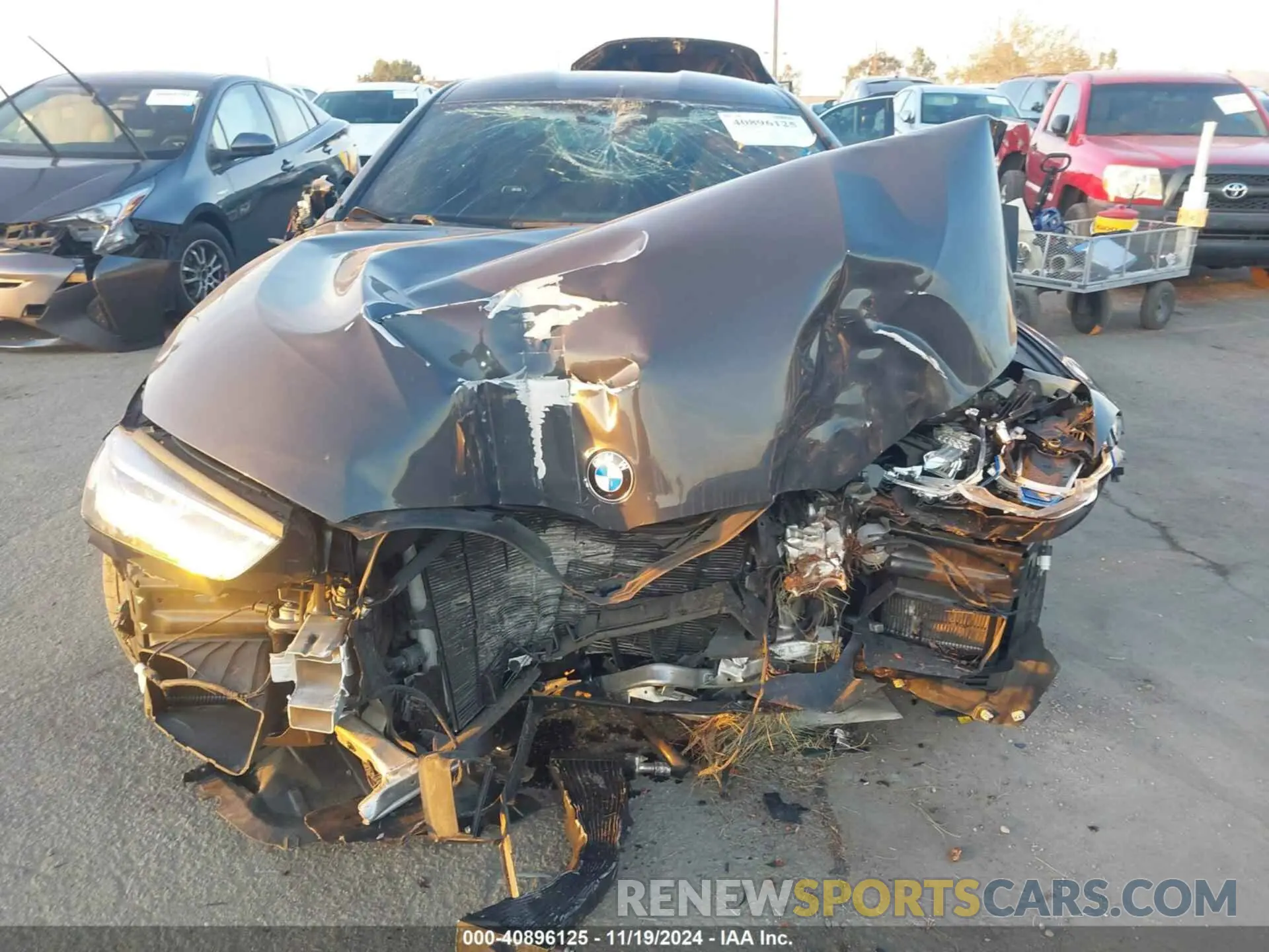 12 Photograph of a damaged car WBSGV0C08NCJ15505 BMW M8 GRAN COUPE 2022