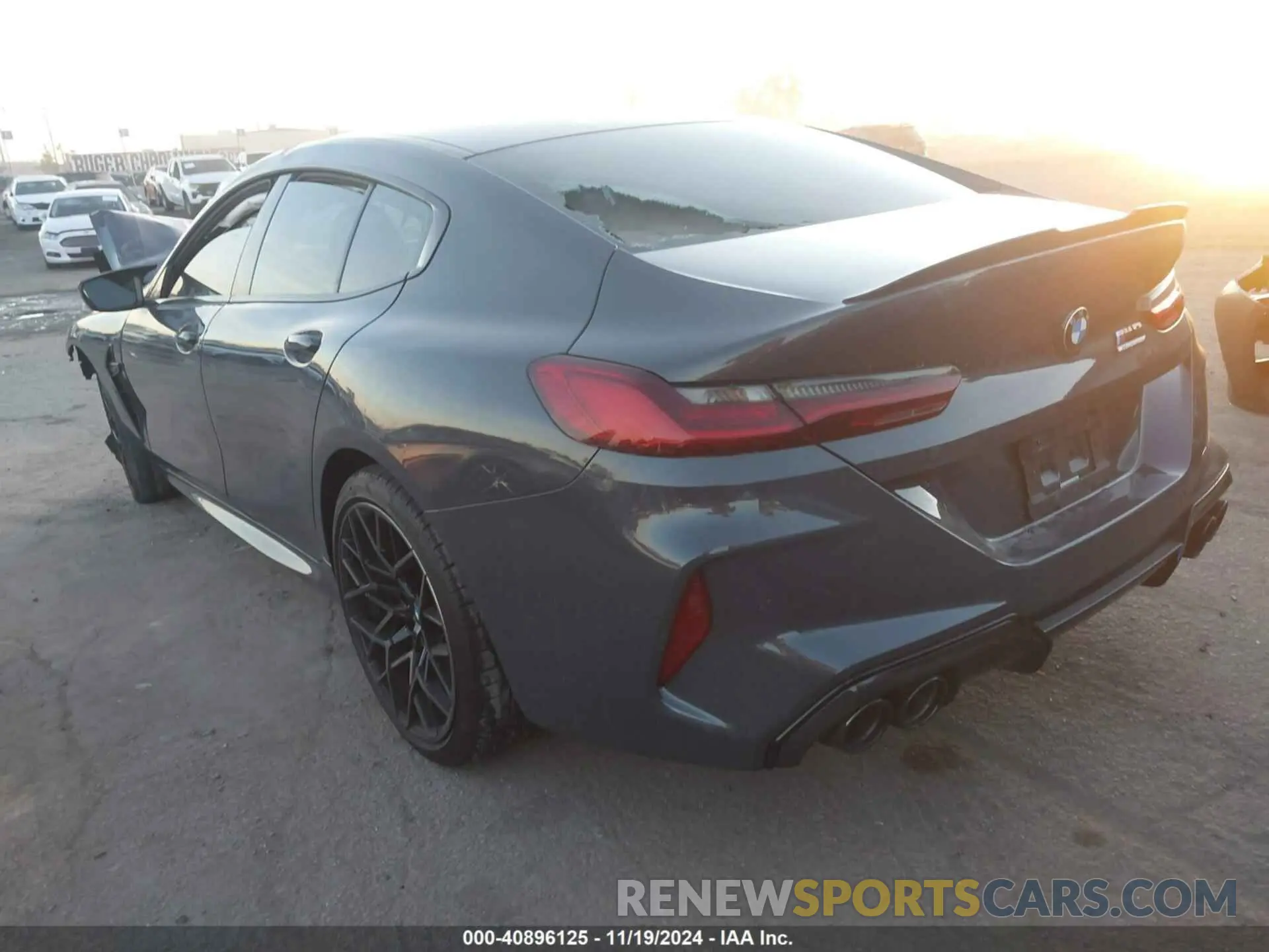 3 Photograph of a damaged car WBSGV0C08NCJ15505 BMW M8 GRAN COUPE 2022