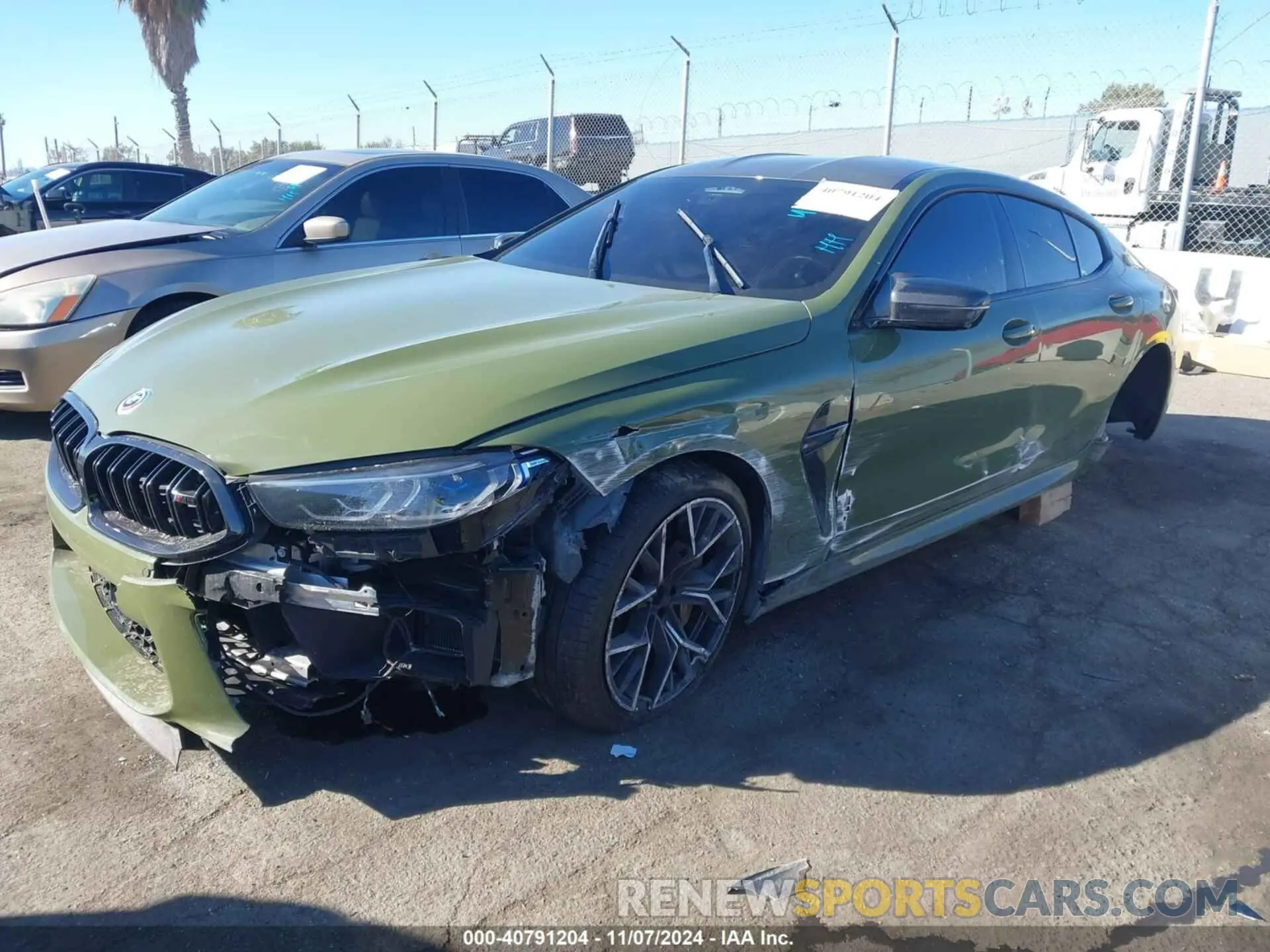 2 Фотография поврежденного автомобиля WBSGV0C01PCK50263 BMW M8 GRAN COUPE 2023