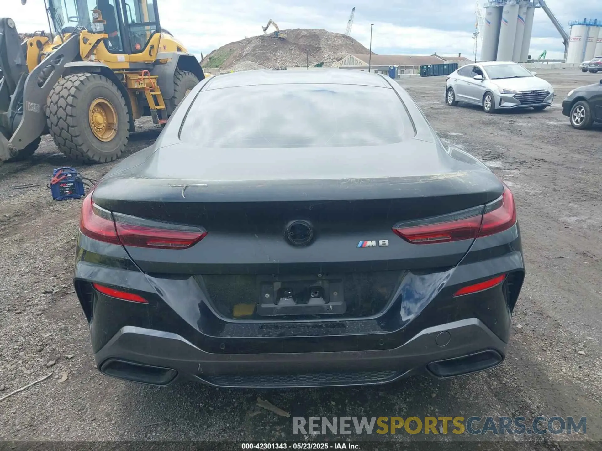 16 Фотография поврежденного автомобиля WBABC4C50KBJ35840 BMW M850I 2019