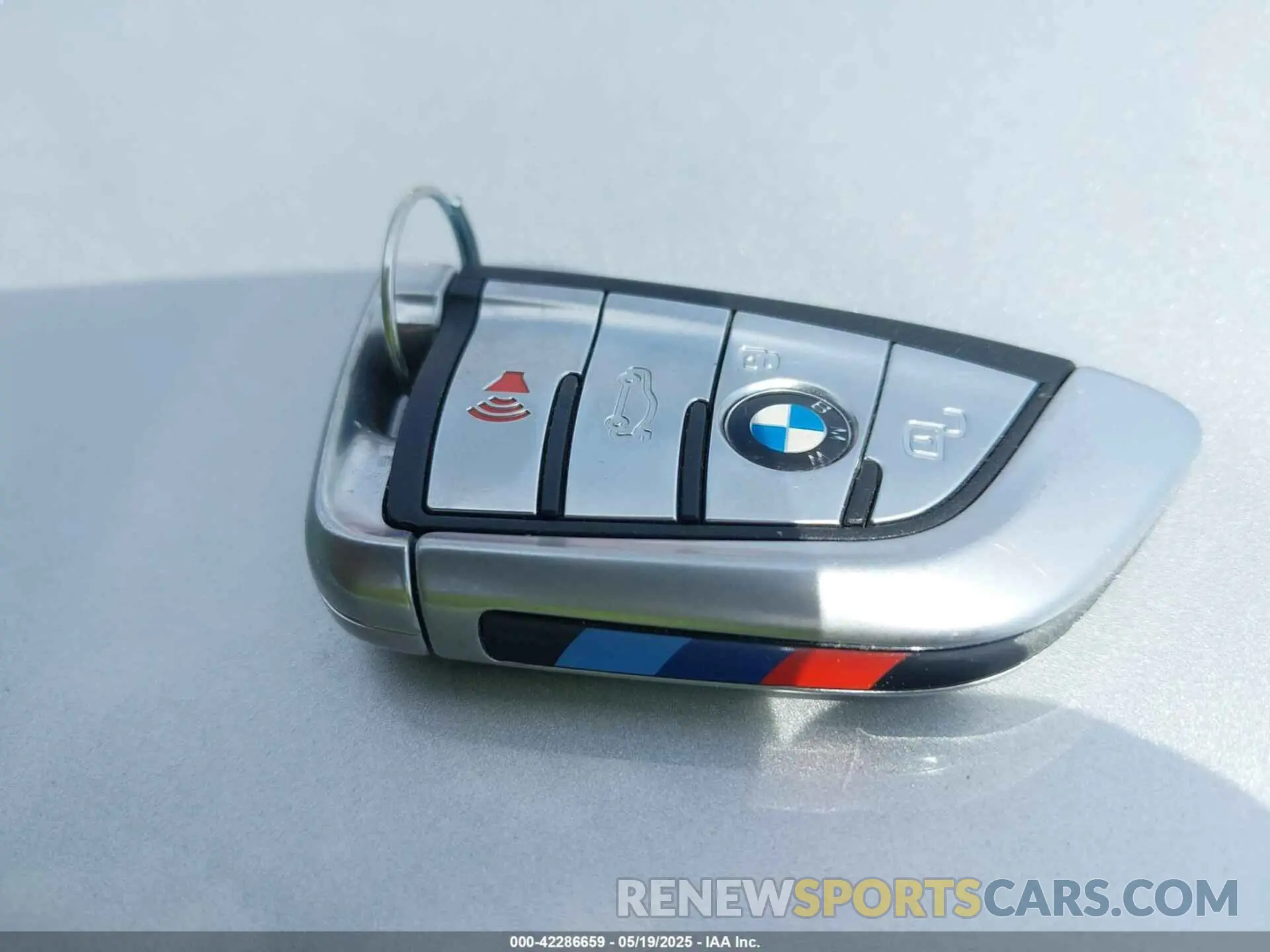 11 Photograph of a damaged car WBABC4C59KBU96788 BMW M850I 2019