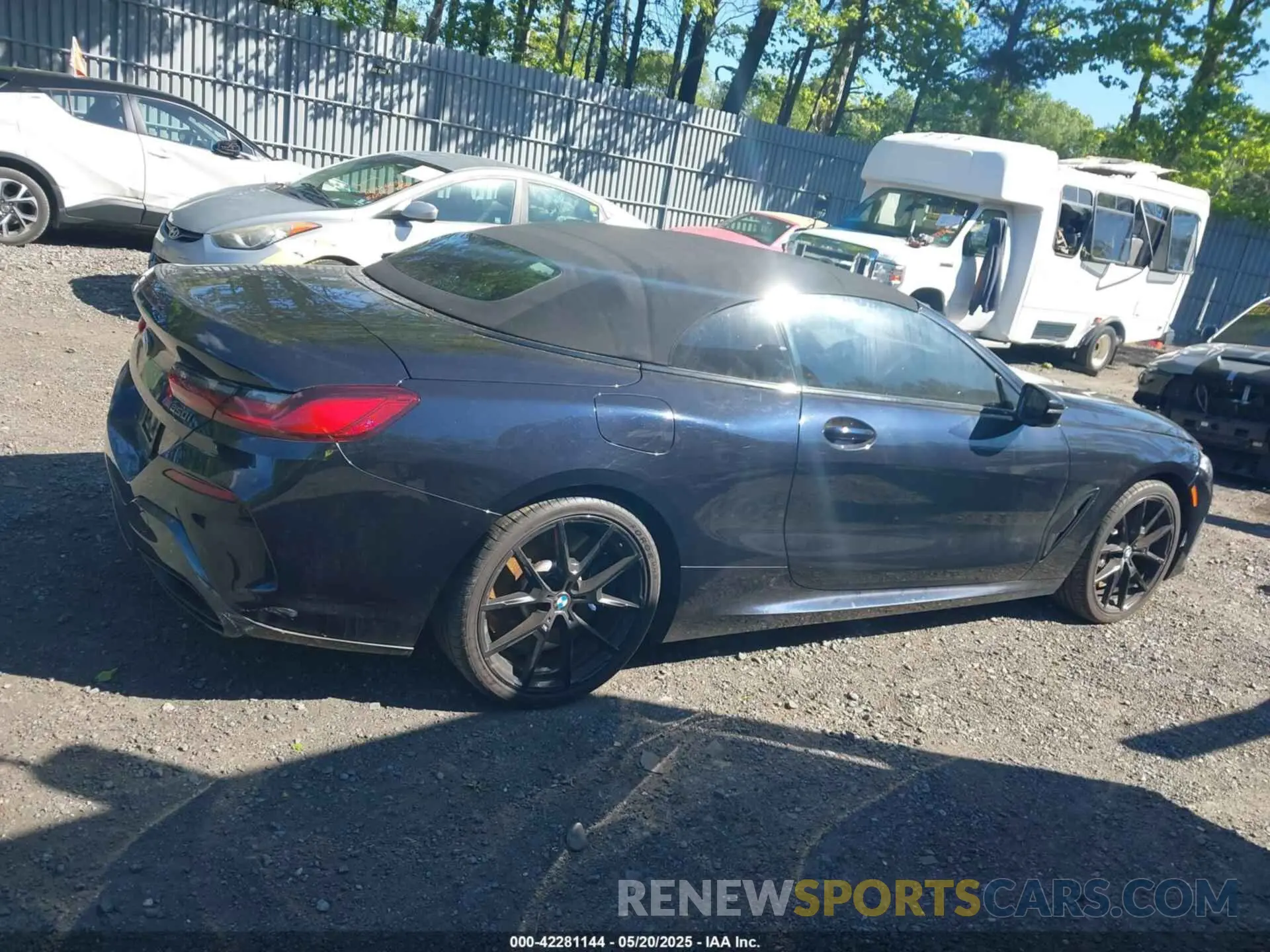 13 Photograph of a damaged car WBAFY4C58KBX29742 BMW M850I 2019