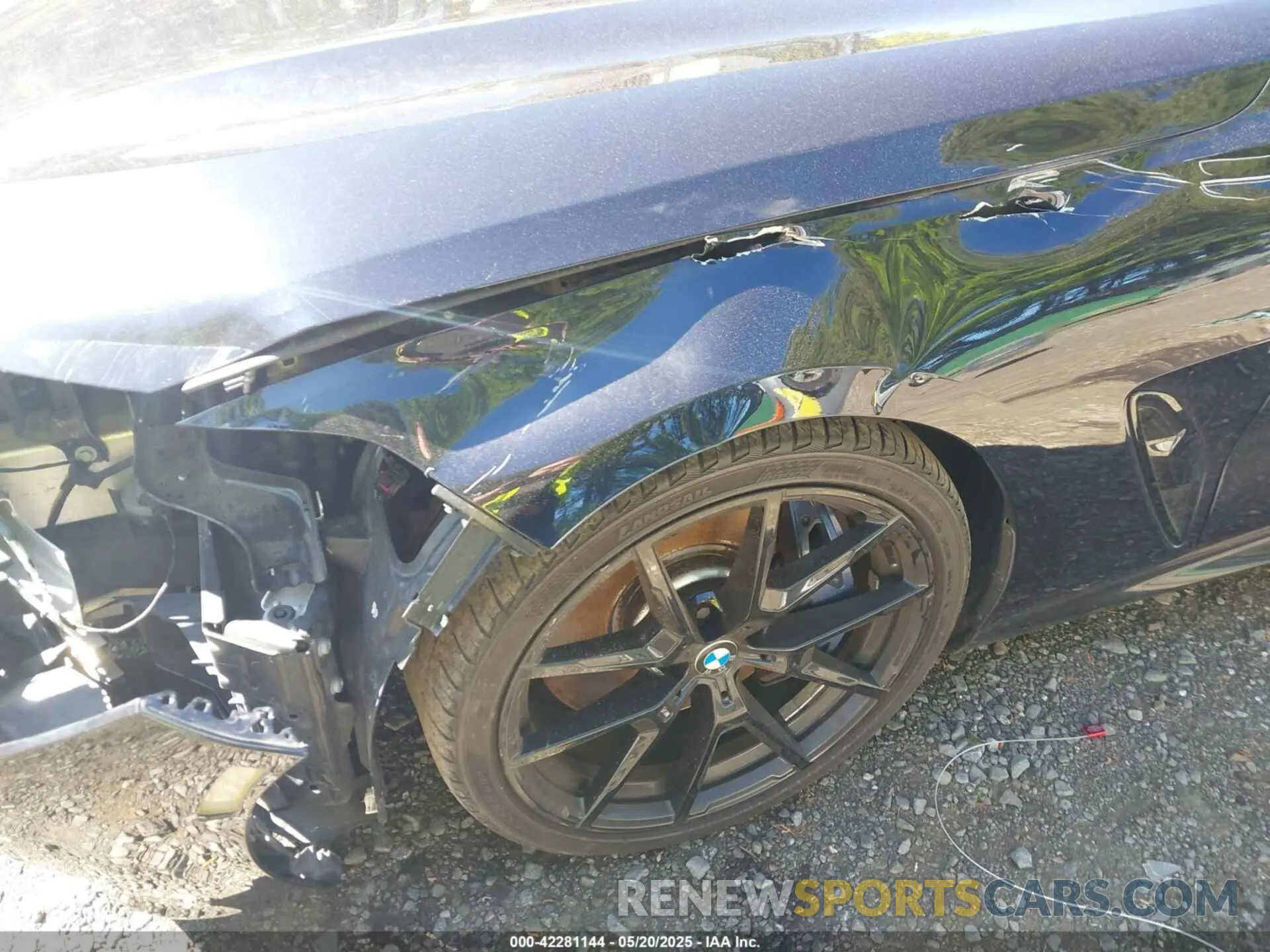 6 Photograph of a damaged car WBAFY4C58KBX29742 BMW M850I 2019