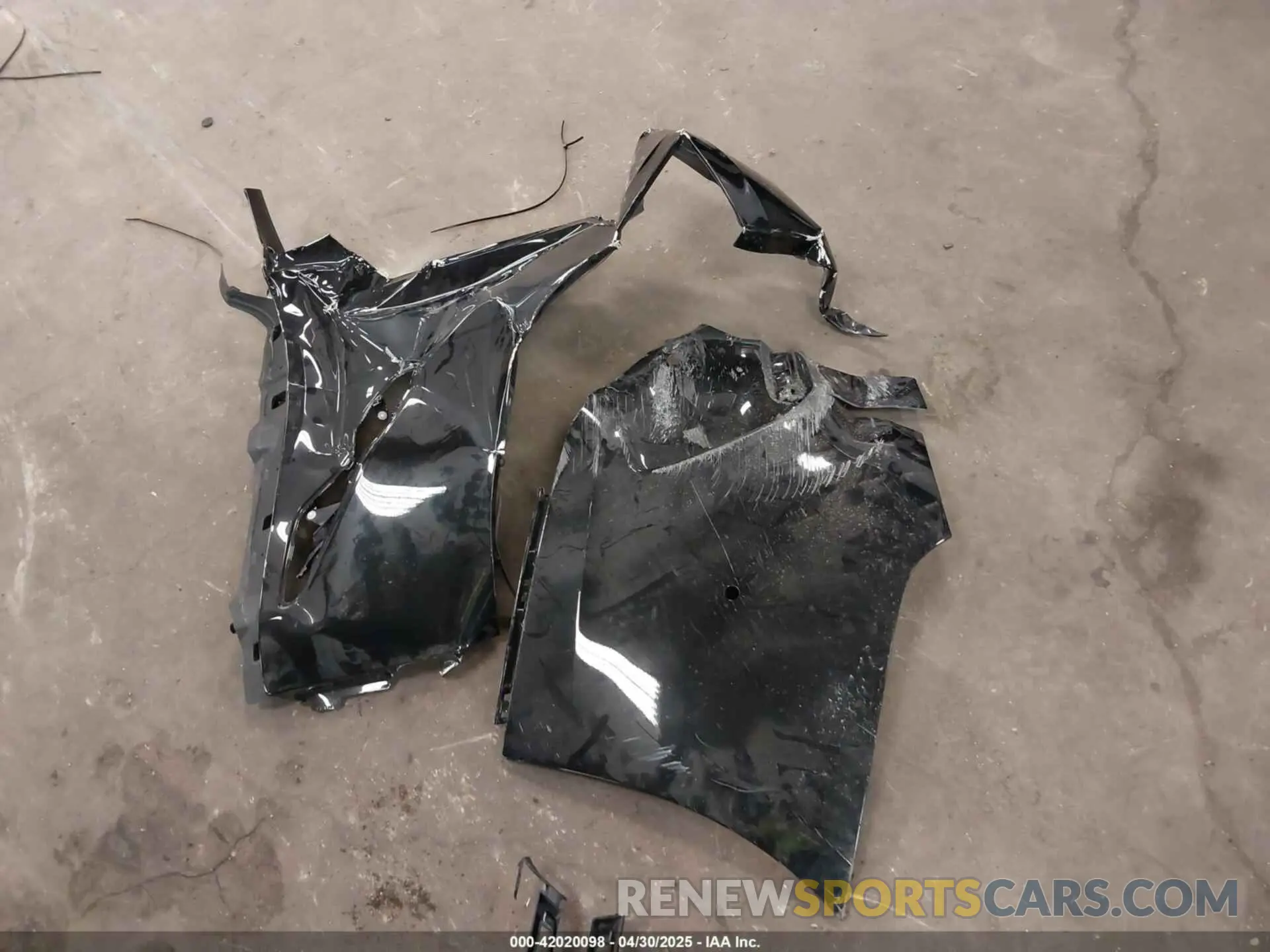 11 Photograph of a damaged car WBABC4C00RCR63394 BMW M850I 2024