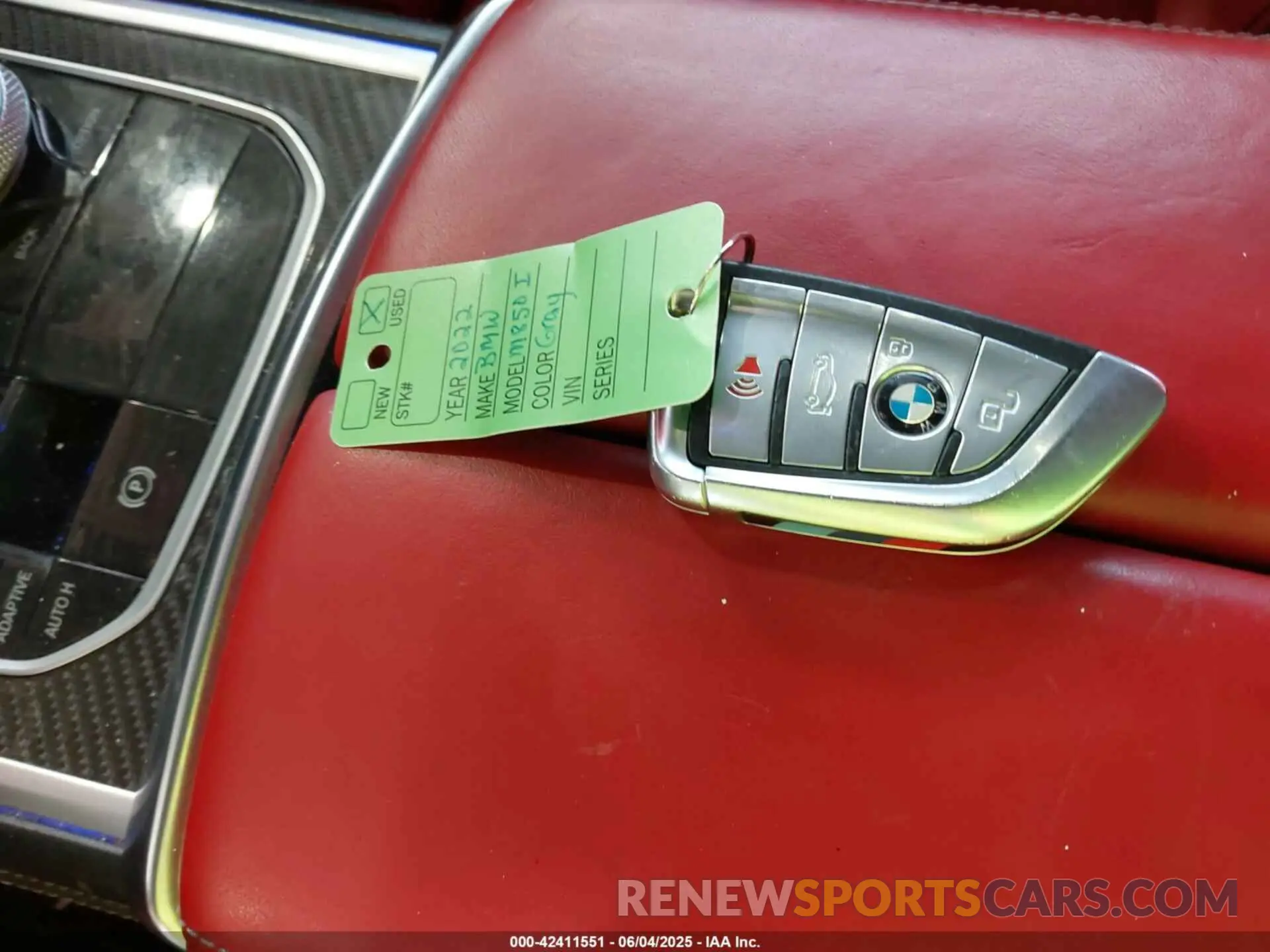 11 Photograph of a damaged car WBAGV8C0XNCH43670 BMW M850I GTAN COUPE 2022