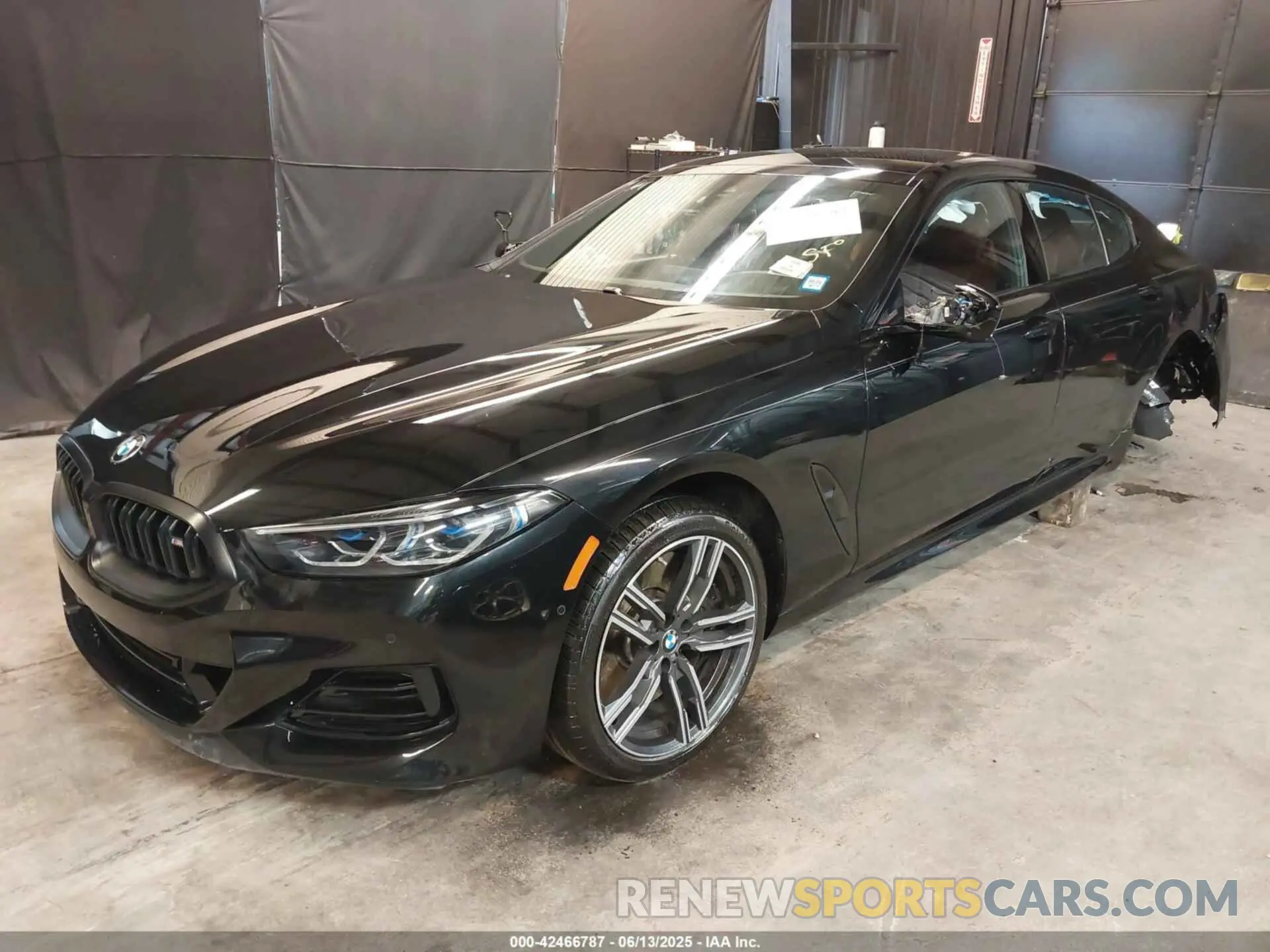 2 Фотография поврежденного автомобиля WBAGV8C04PCL19336 BMW M850I GTAN COUPE 2023