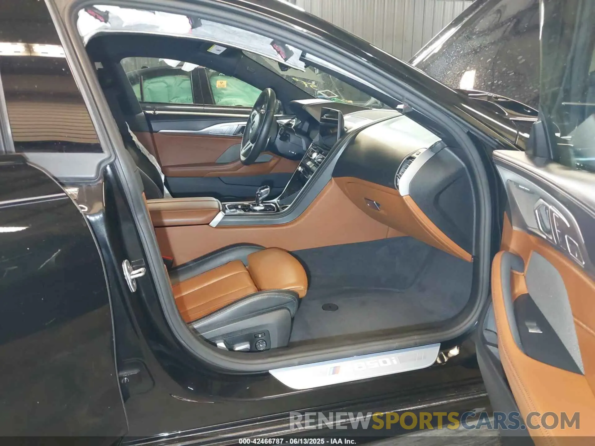 5 Фотография поврежденного автомобиля WBAGV8C04PCL19336 BMW M850I GTAN COUPE 2023