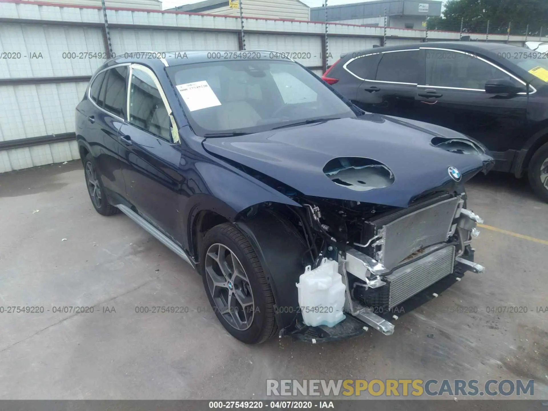 1 Photograph of a damaged car WBXHT3C50K5L91260 BMW X1 2019
