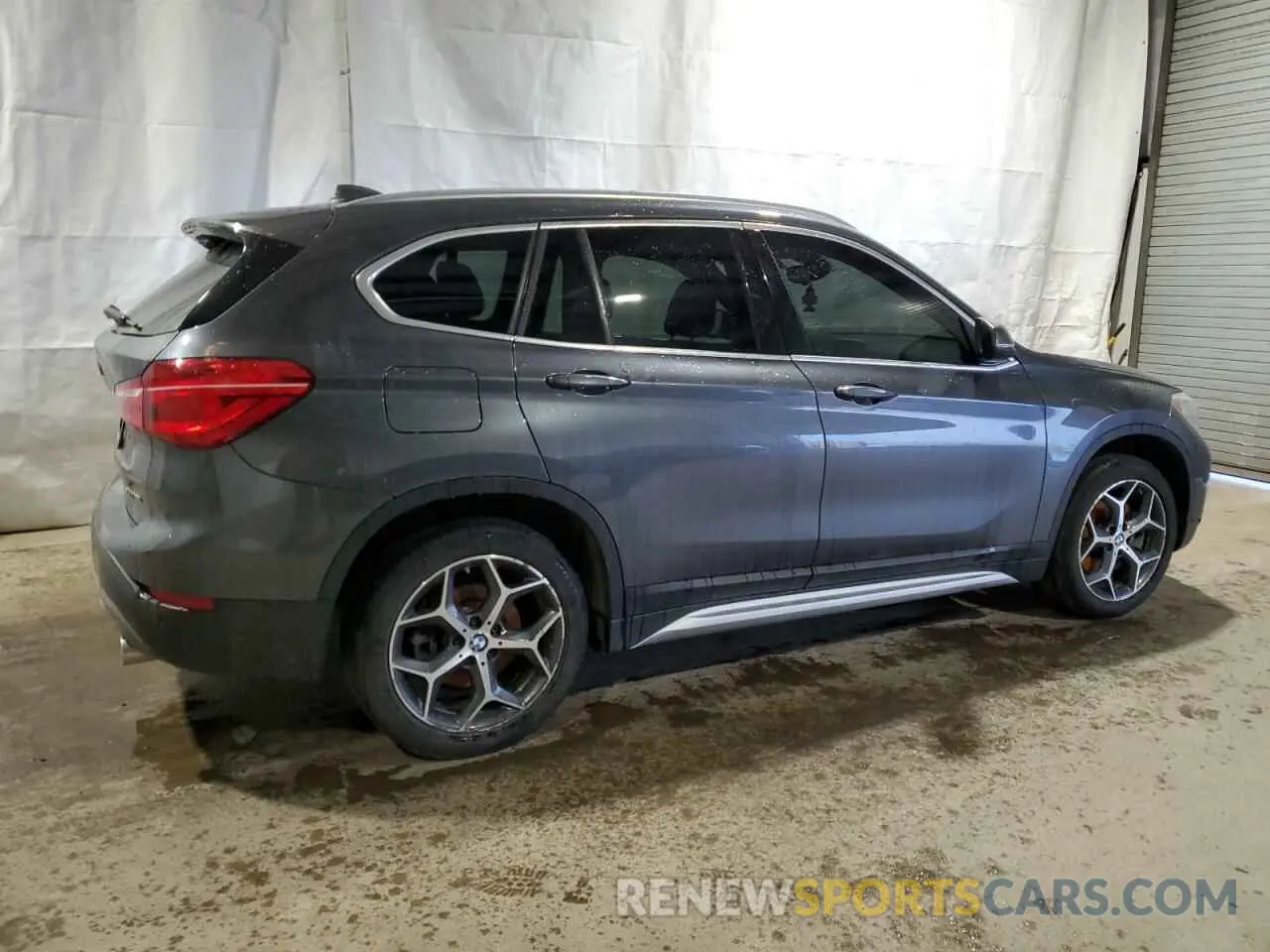 3 Фотография поврежденного автомобиля WBXHT3C52K5L89624 BMW X1 2019