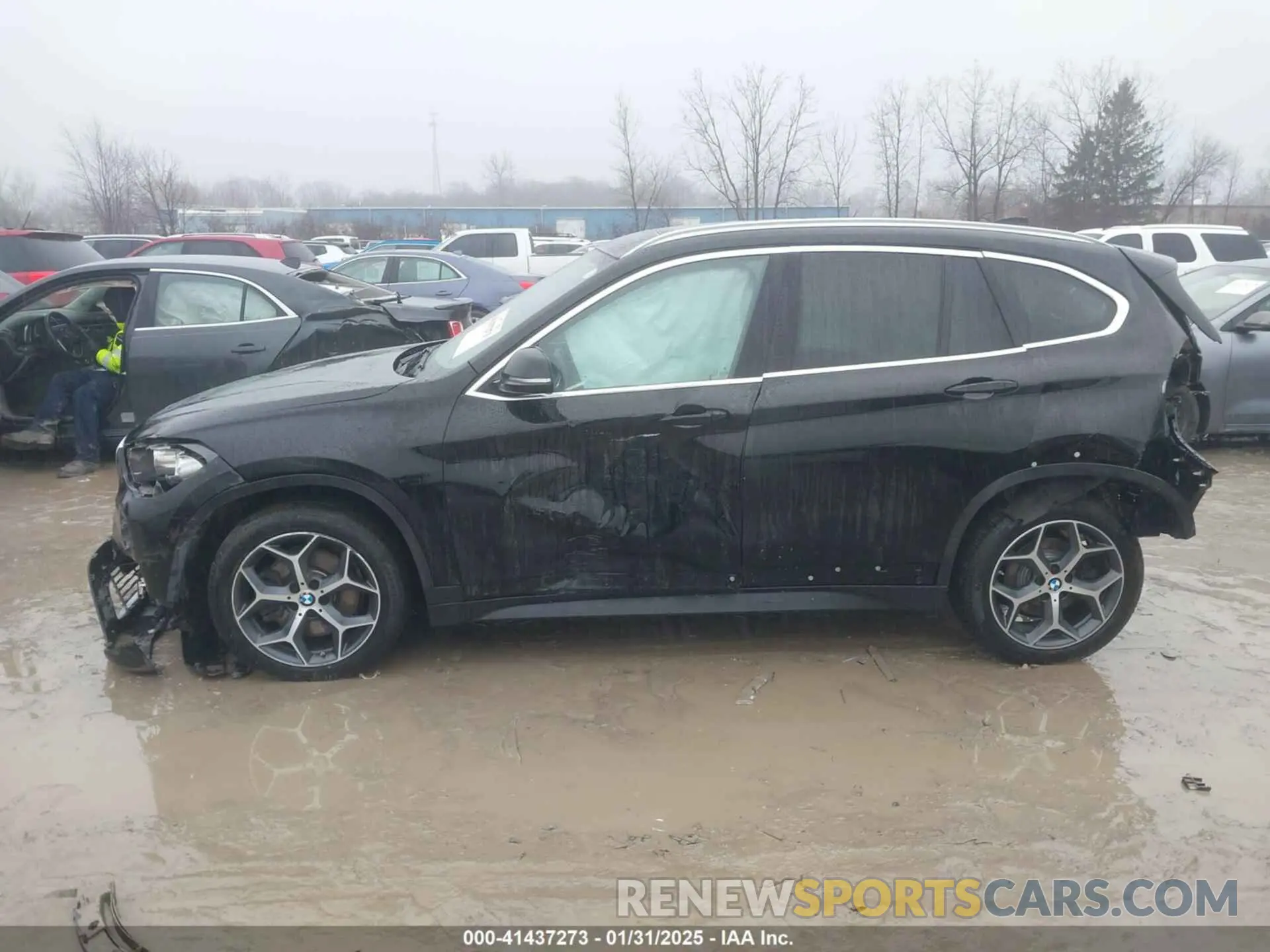 13 Photograph of a damaged car WBXHT3C53K5L36477 BMW X1 2019