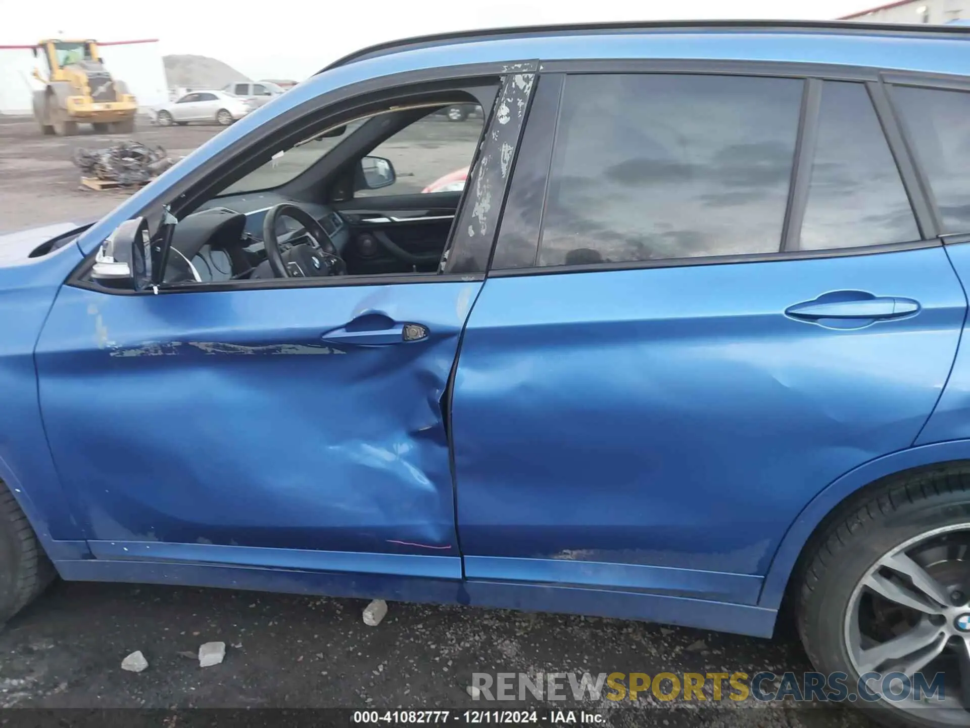14 Photograph of a damaged car WBXHT3C55K5L91061 BMW X1 2019