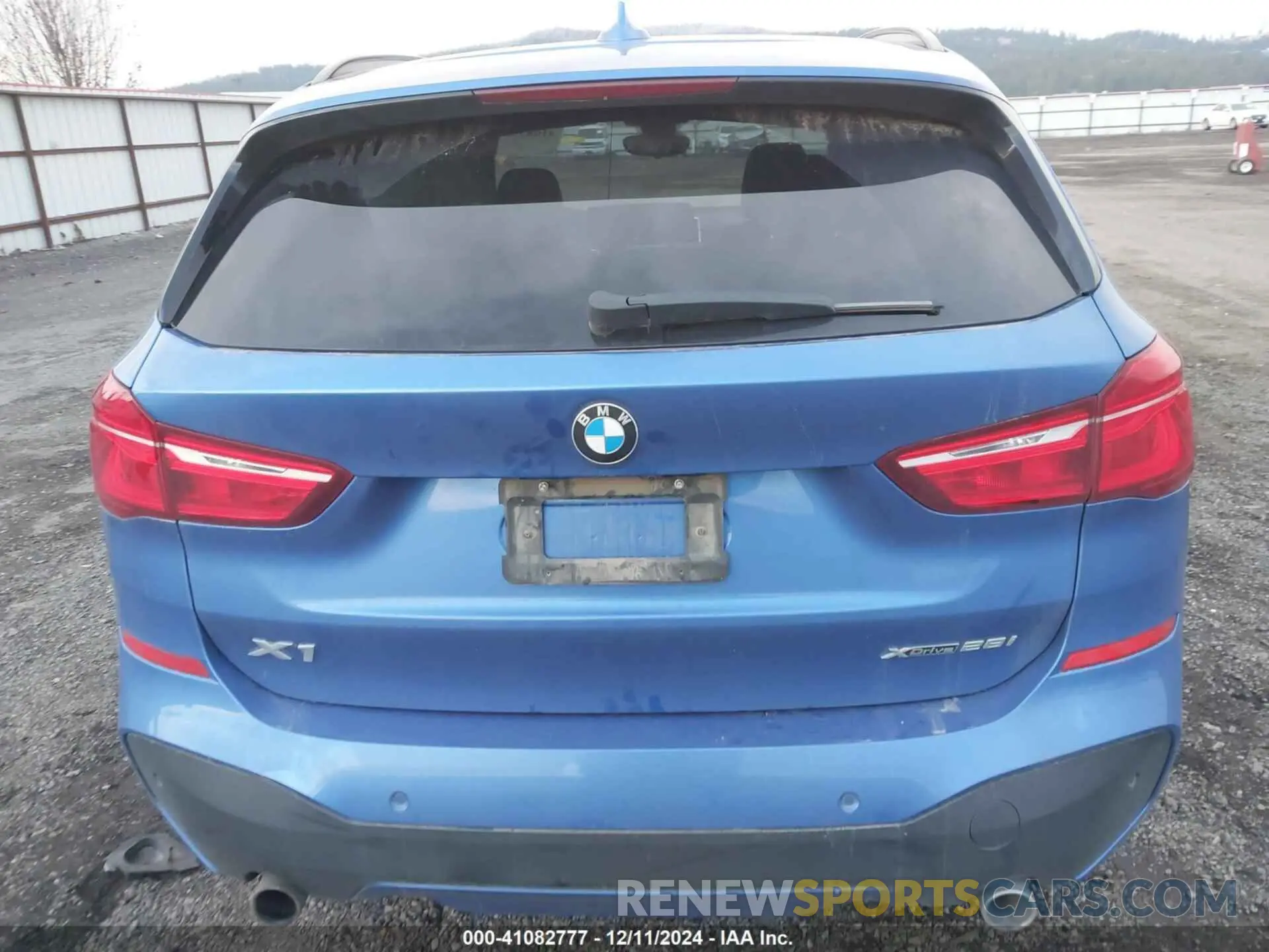 16 Photograph of a damaged car WBXHT3C55K5L91061 BMW X1 2019