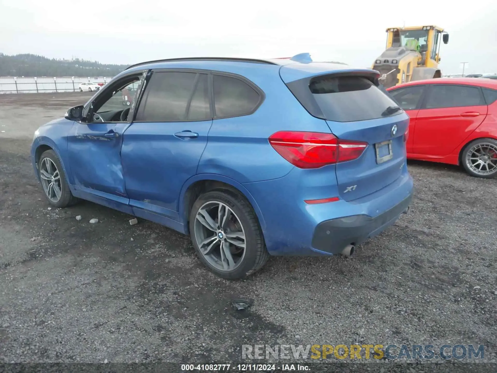 3 Photograph of a damaged car WBXHT3C55K5L91061 BMW X1 2019