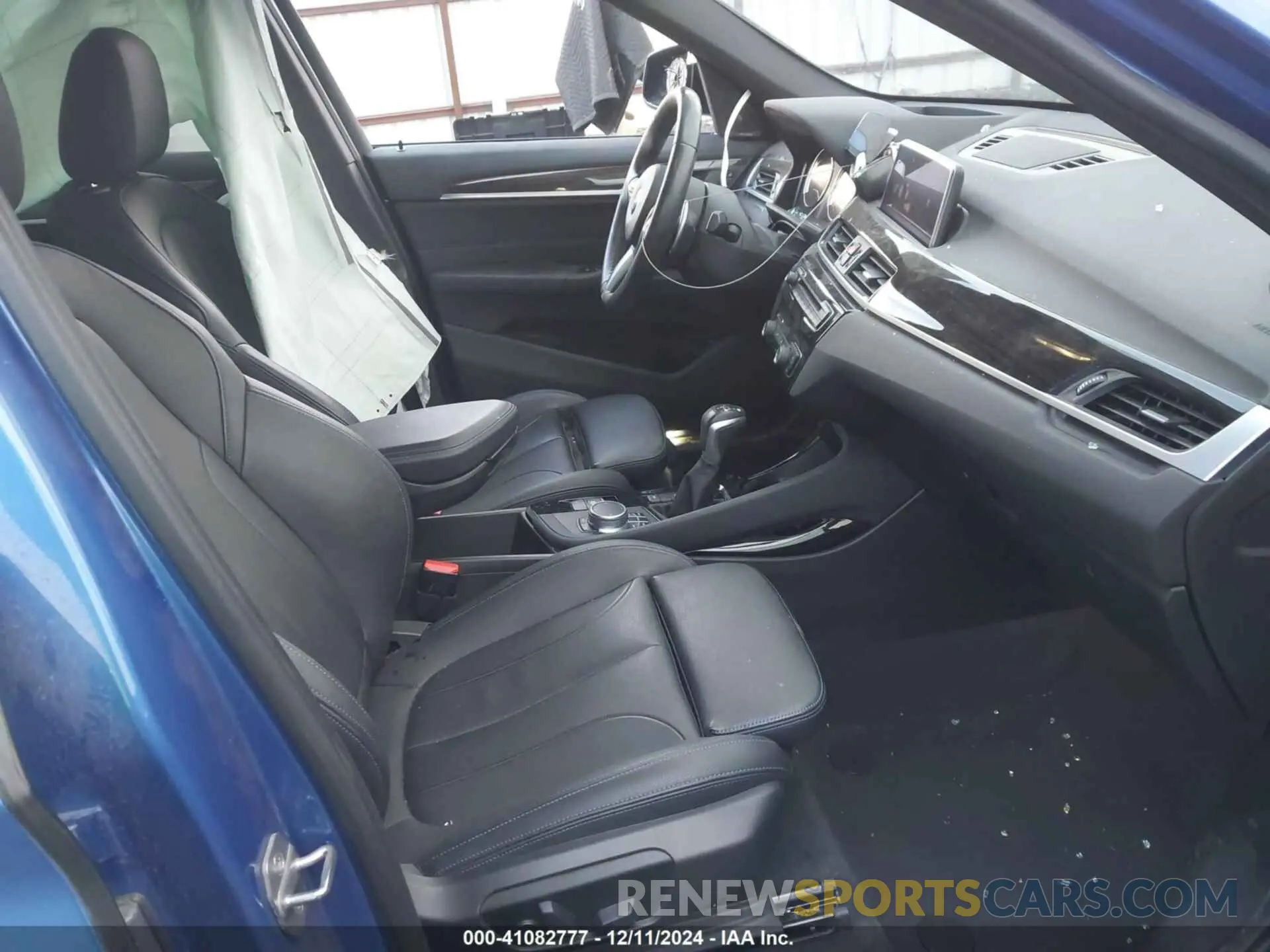 5 Photograph of a damaged car WBXHT3C55K5L91061 BMW X1 2019