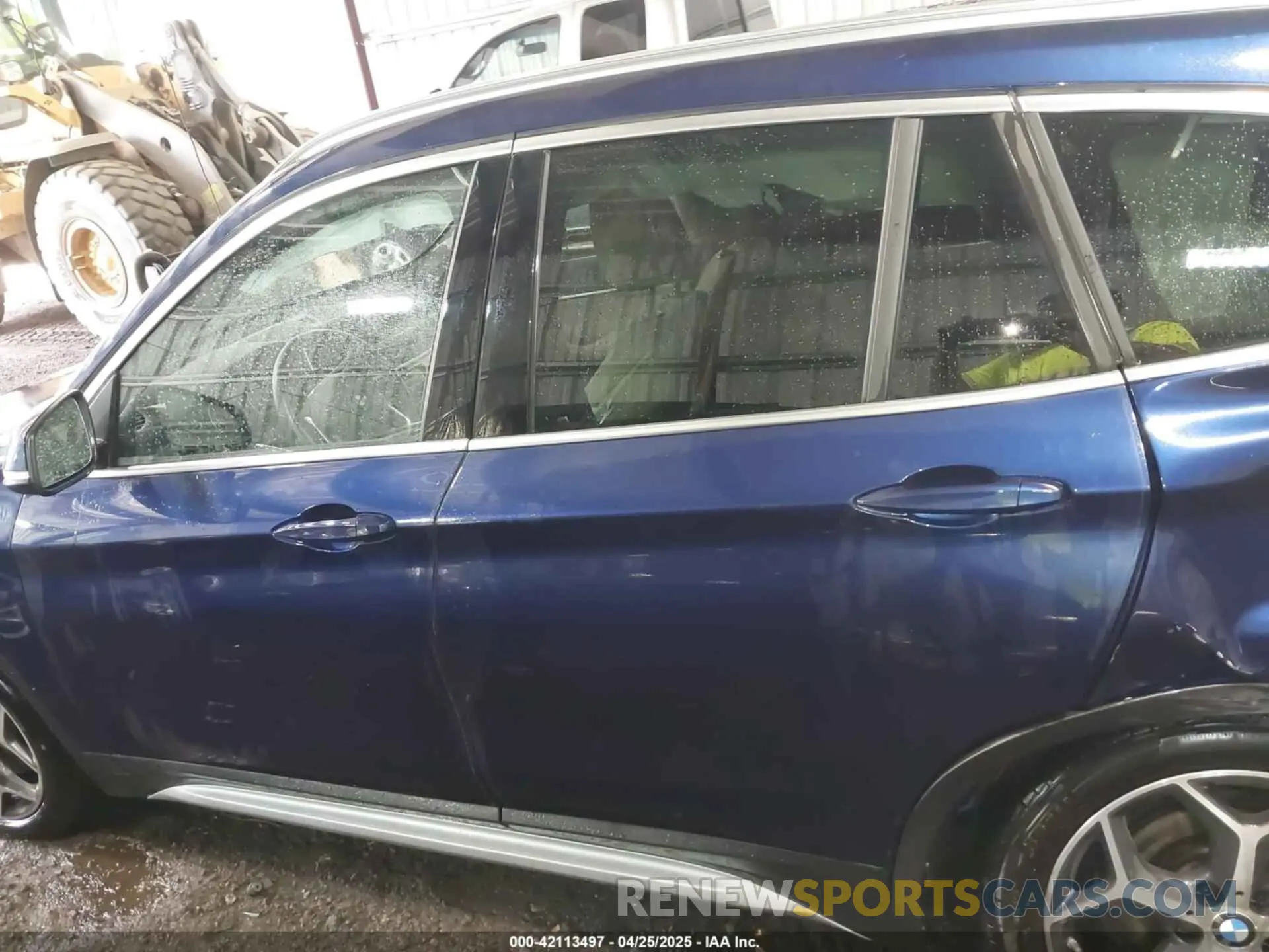 14 Photograph of a damaged car WBXHT3C56K3H34720 BMW X1 2019