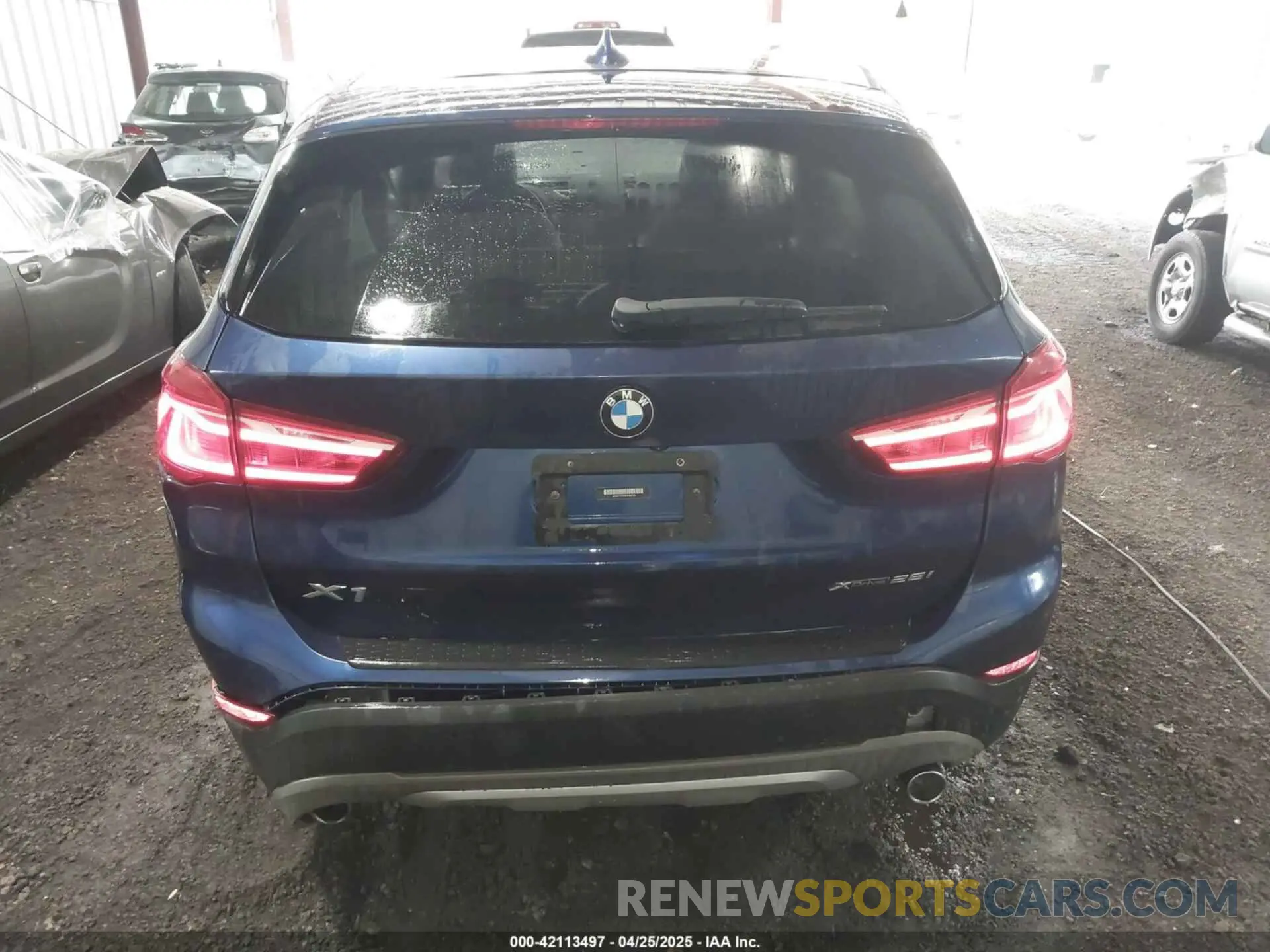 16 Photograph of a damaged car WBXHT3C56K3H34720 BMW X1 2019
