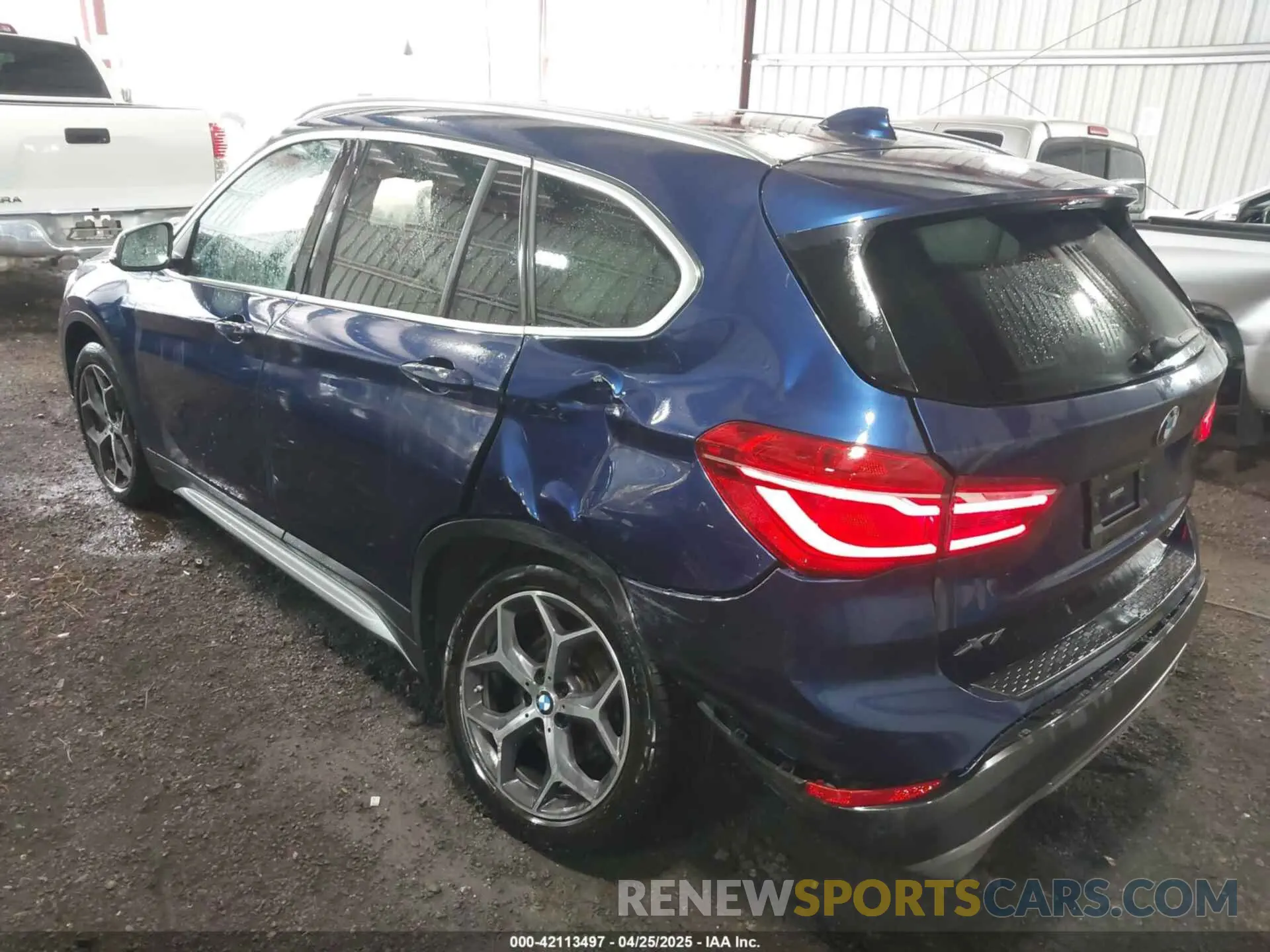 3 Photograph of a damaged car WBXHT3C56K3H34720 BMW X1 2019