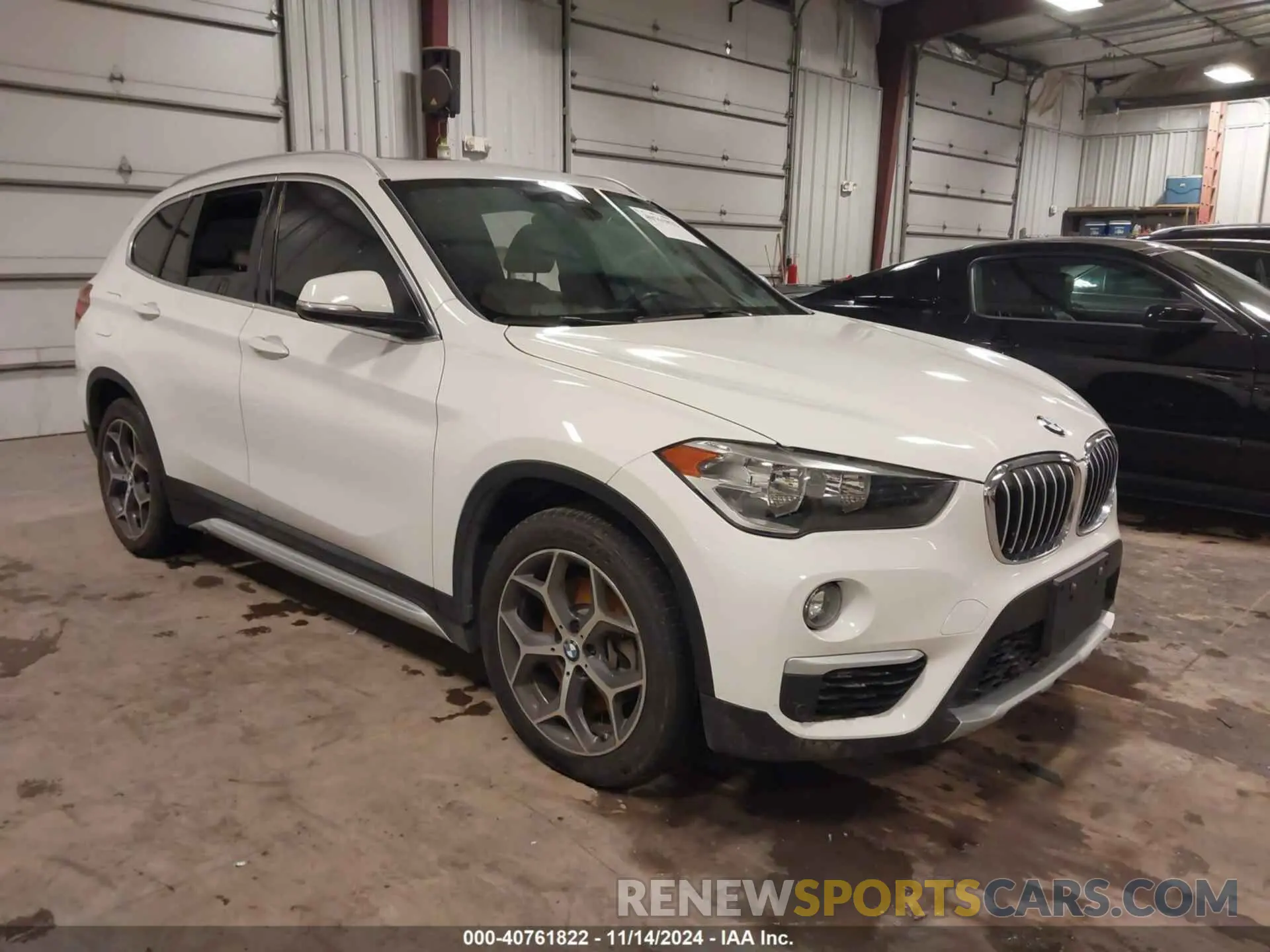 1 Photograph of a damaged car WBXHT3C57K3H34922 BMW X1 2019