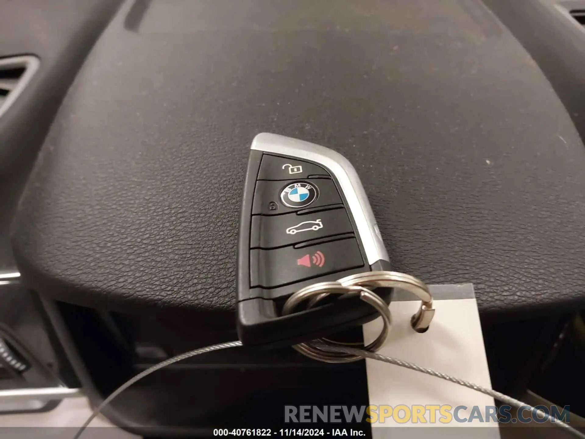 11 Photograph of a damaged car WBXHT3C57K3H34922 BMW X1 2019