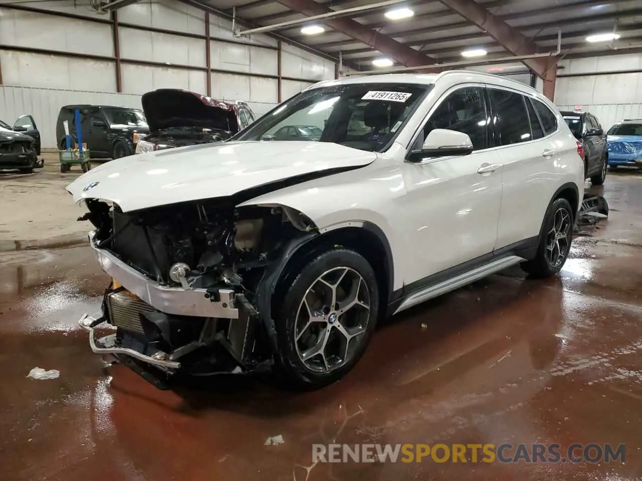 1 Фотография поврежденного автомобиля WBXHT3C58K5L90776 BMW X1 2019