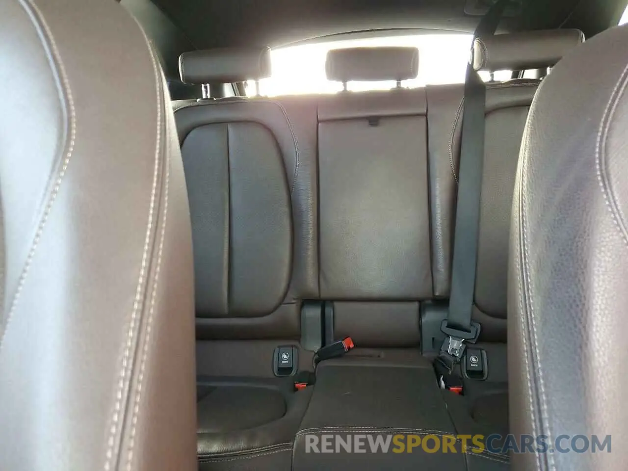 10 Photograph of a damaged car WBXHU7C51K5N13094 BMW X1 2019