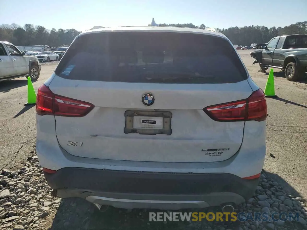 6 Photograph of a damaged car WBXHU7C53K3H45694 BMW X1 2019