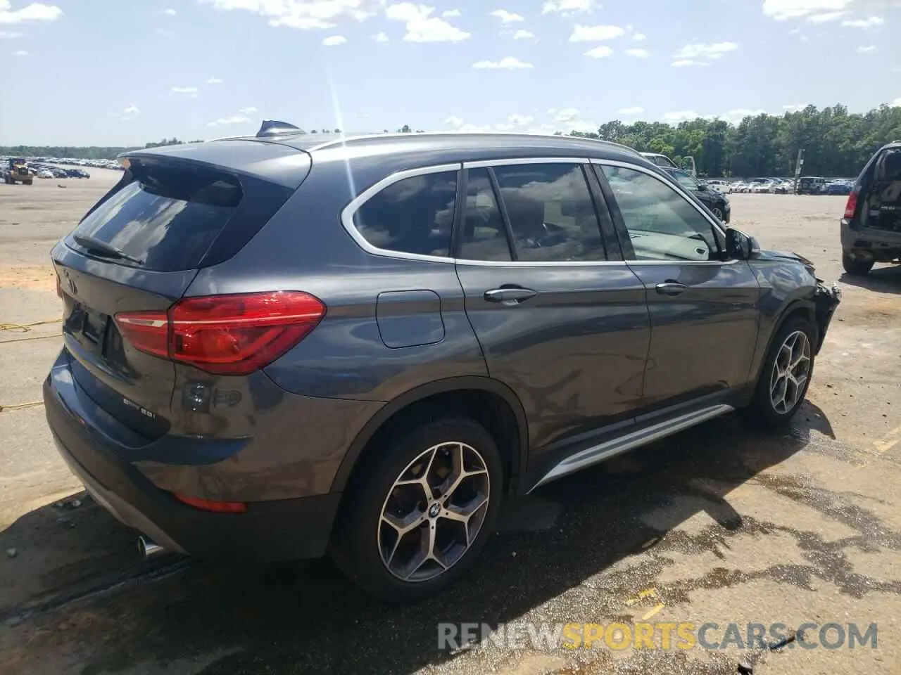 3 Photograph of a damaged car WBXHU7C54K3H46420 BMW X1 2019