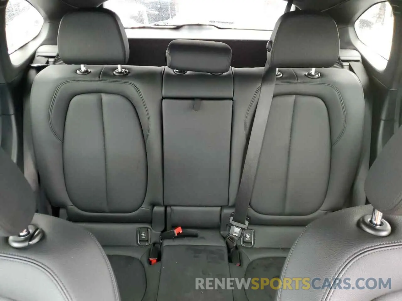 10 Photograph of a damaged car WBXHU7C55K5L11293 BMW X1 2019