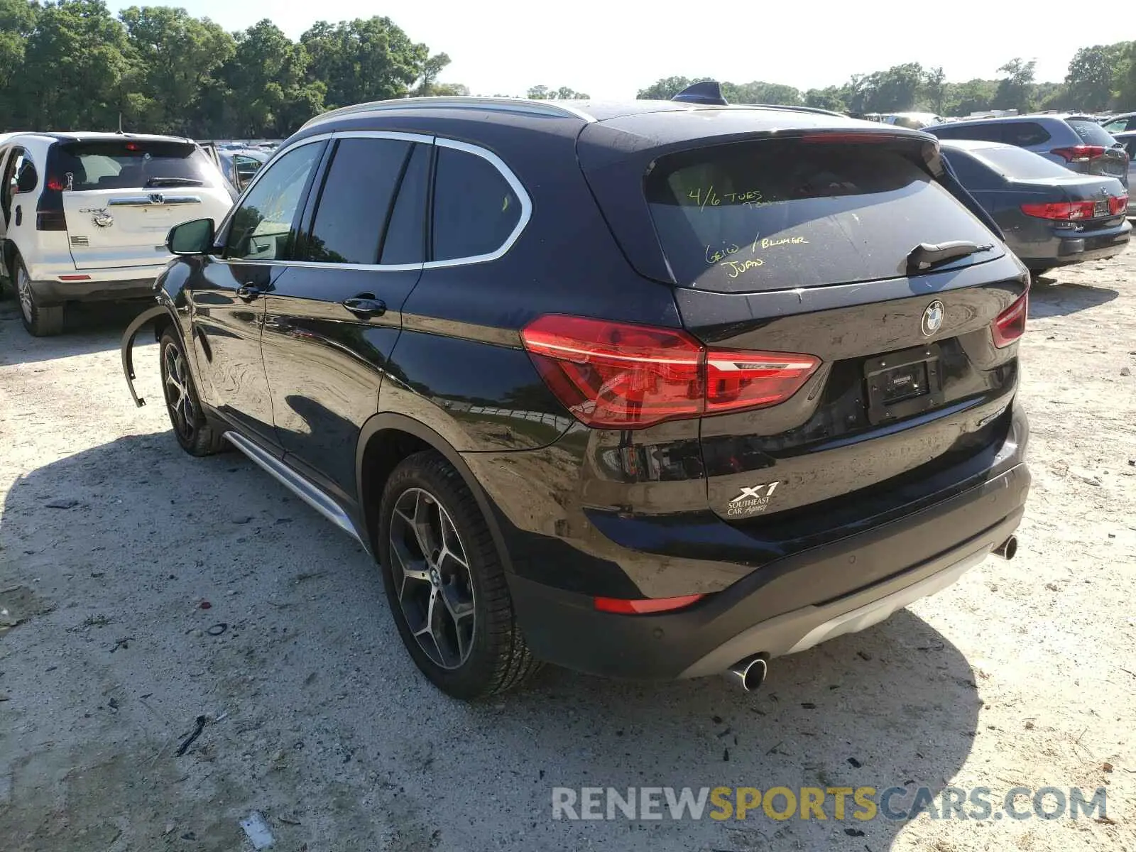 3 Photograph of a damaged car WBXHU7C56K3H44233 BMW X1 2019